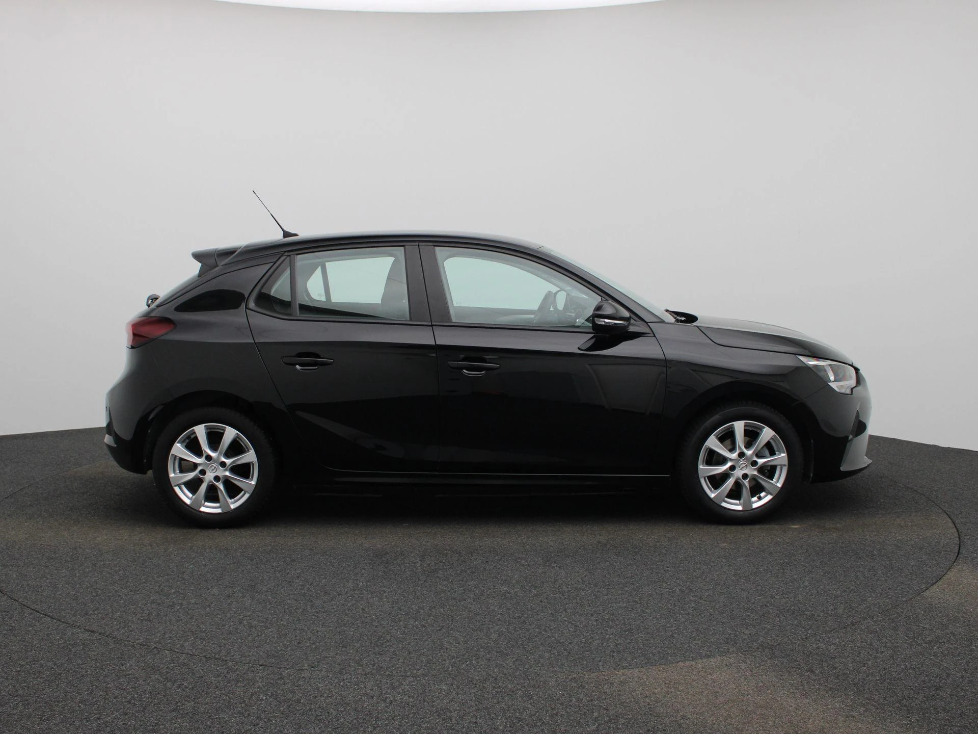 Opel-Corsa-image-5