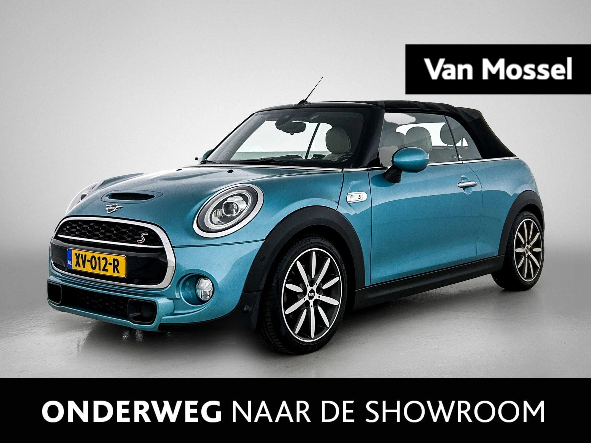MINI-Cooper S Cabrio-image-0
