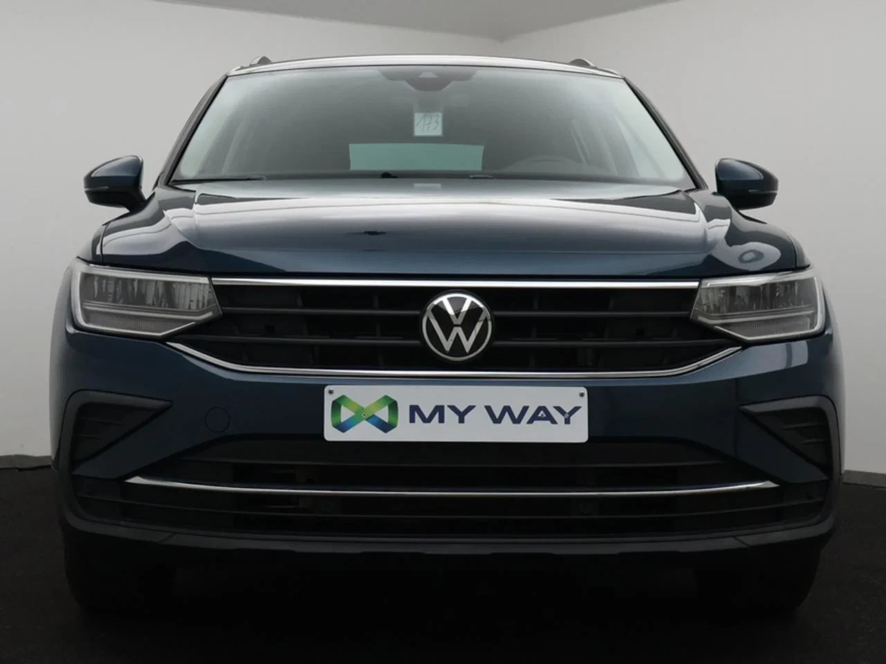 Volkswagen-Tiguan-image-3