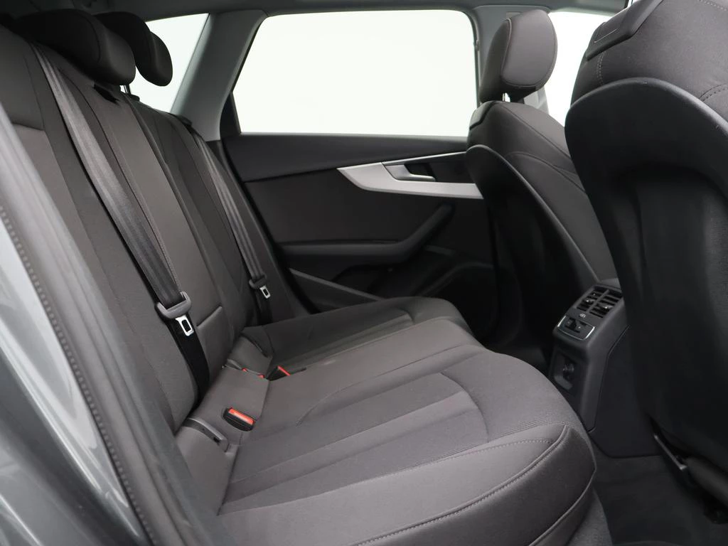 Audi-A4-image-14