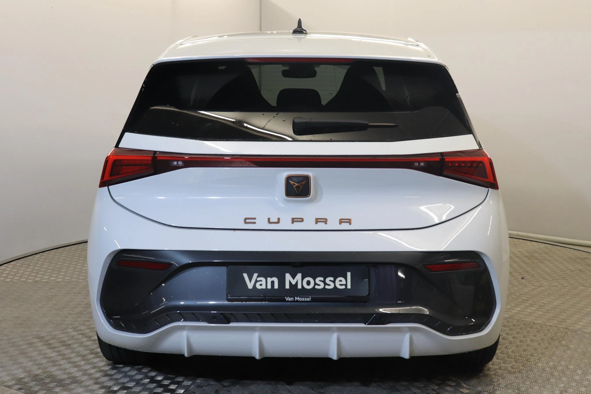 CUPRA-Born-image-2