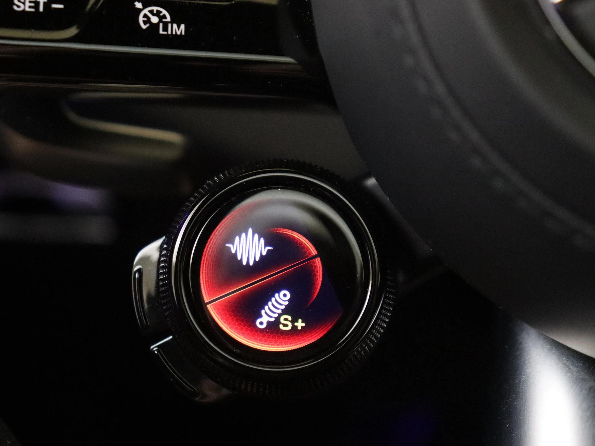 Mercedes-Benz-S-Klasse-image-17