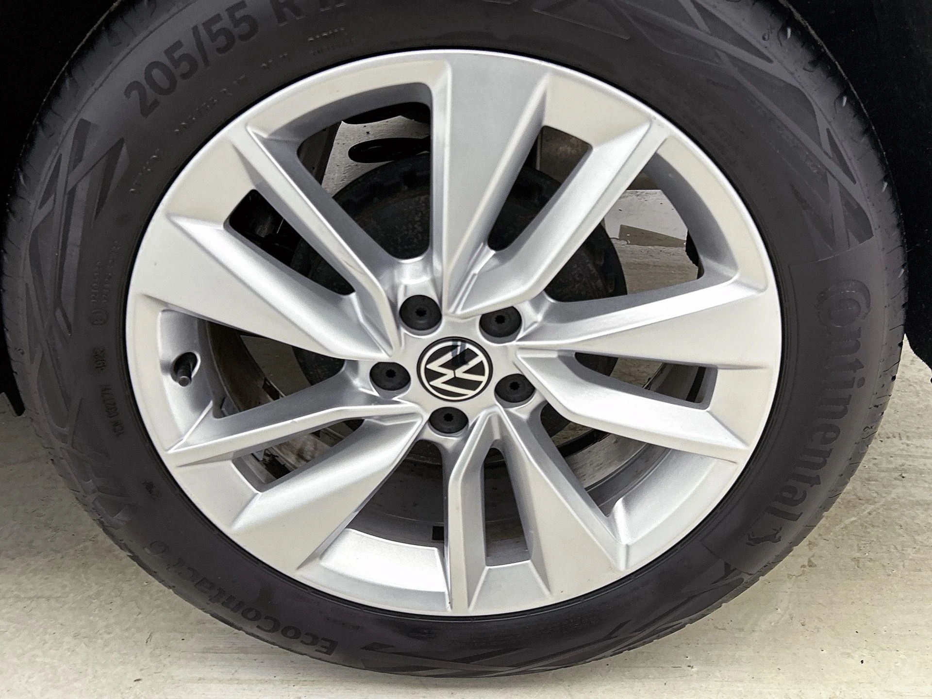 Volkswagen-Taigo-image-32