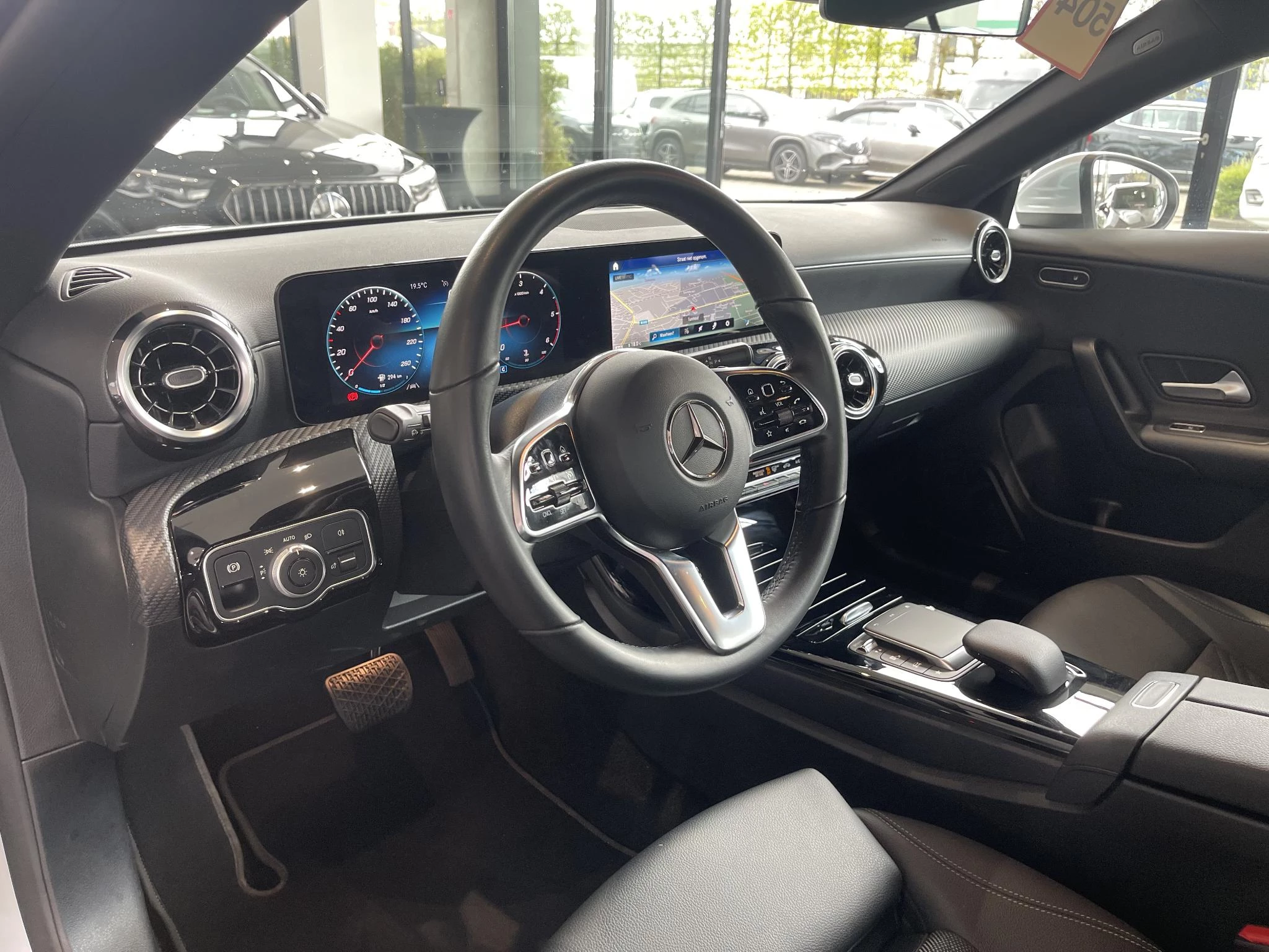 Mercedes-Benz CLA 180 d Shooting Brake Business Line + TREKHAAK +