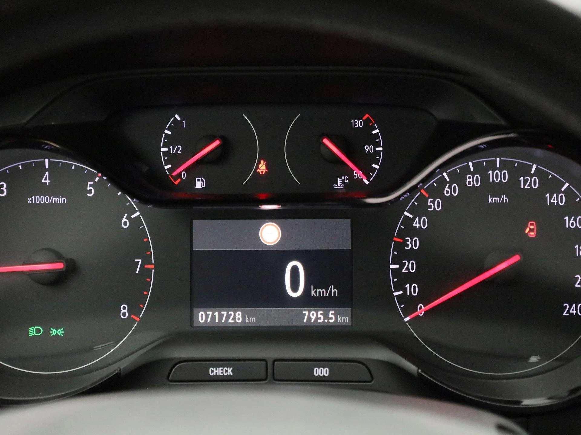 Opel-Crossland-image-9