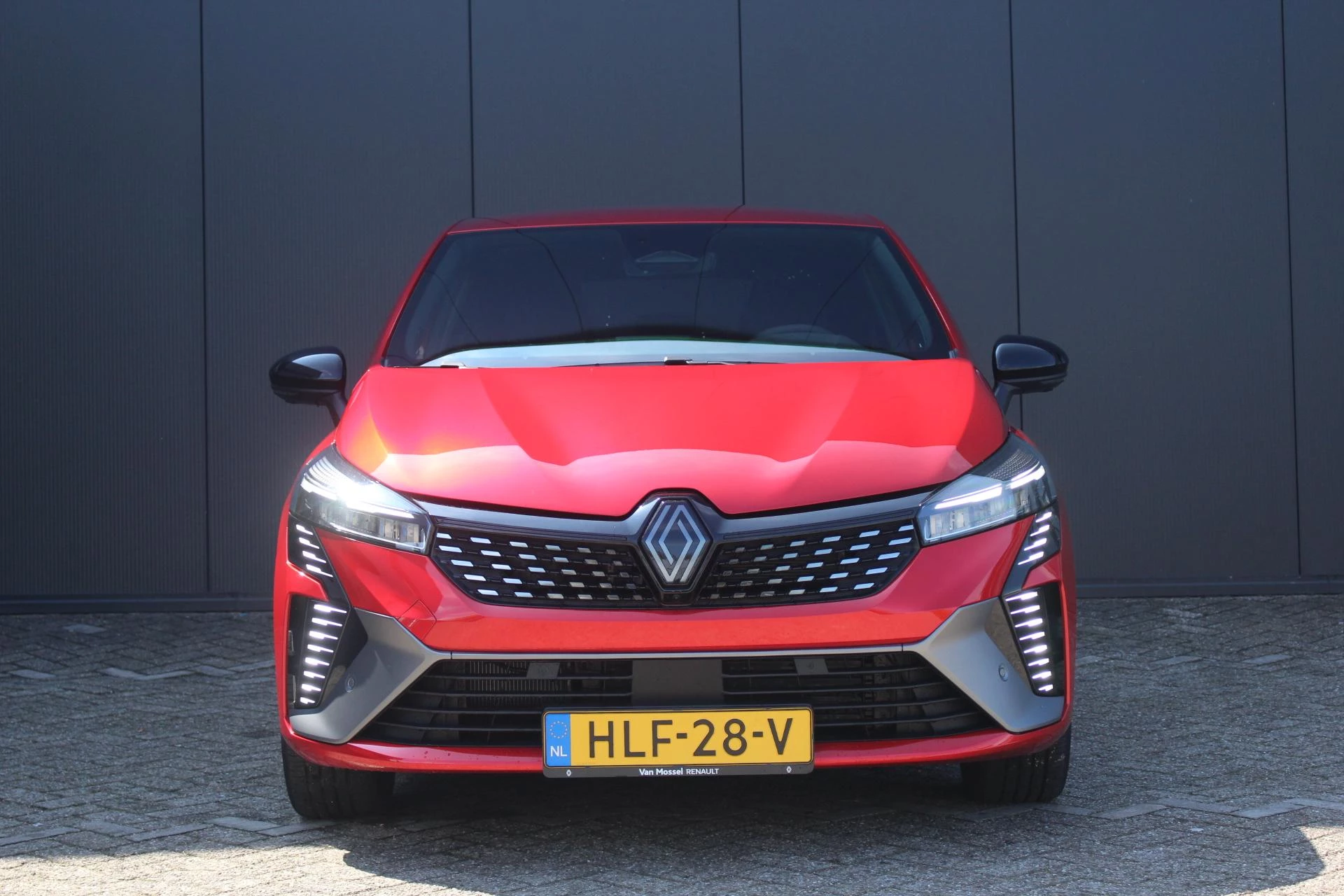 Renault-Clio-image-1