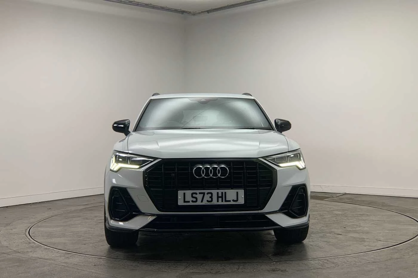 Audi-Q3-image-6