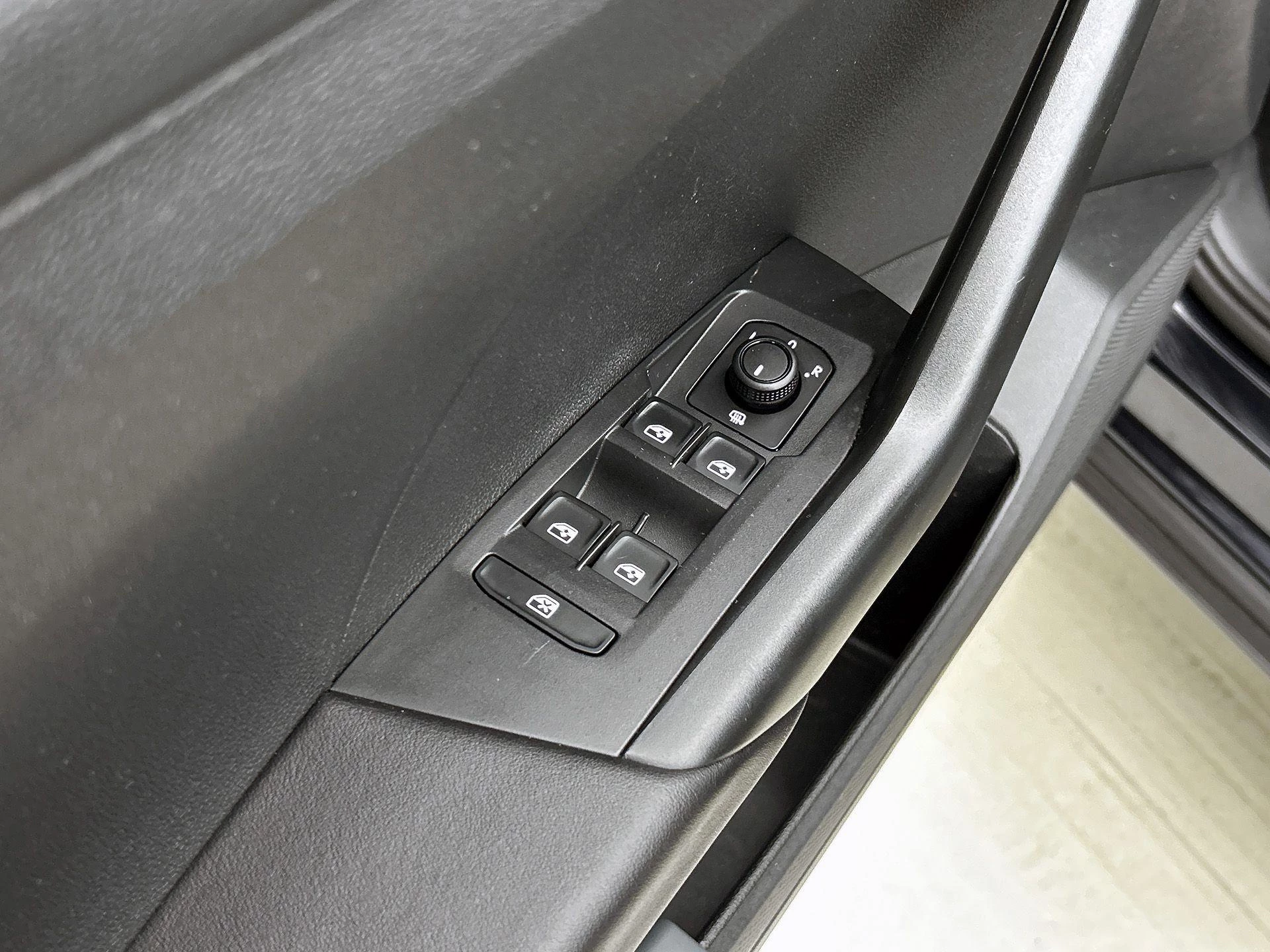 Volkswagen-T-Cross-image-22