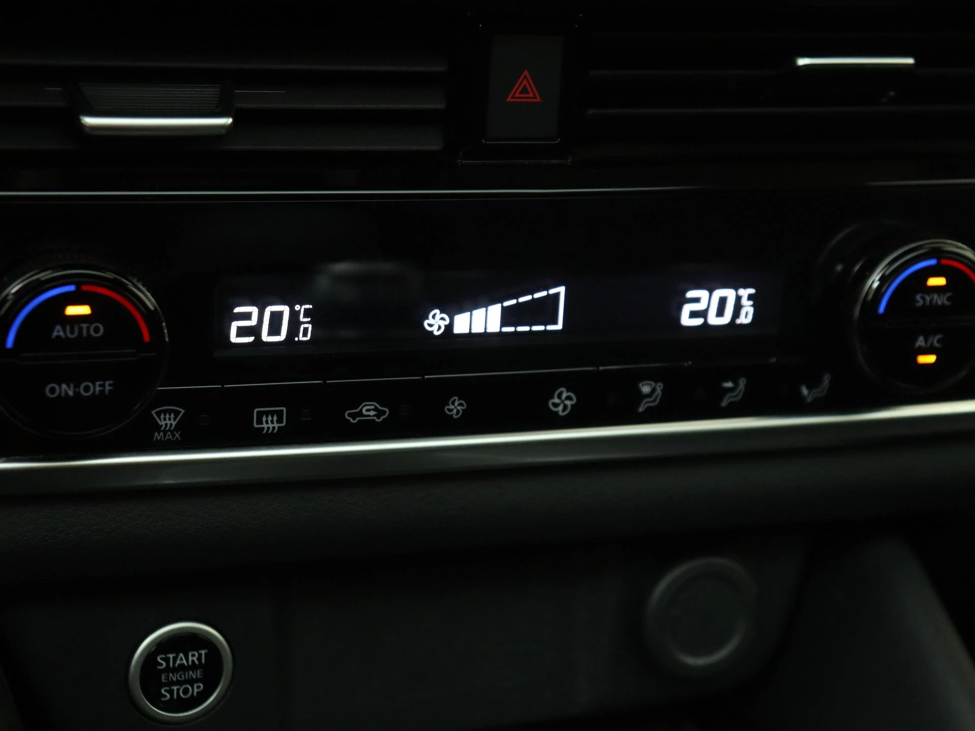 Nissan QASHQAI 1.3 MHEV N-Connecta