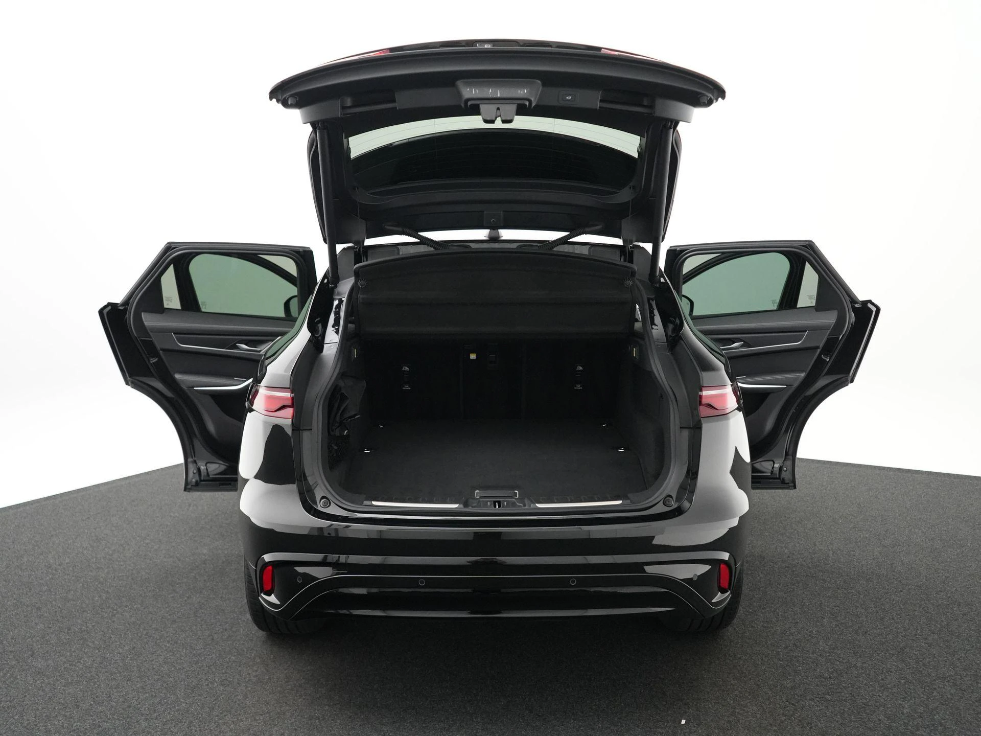 Jaguar F-PACE 2.0 P400e PHEV R-Dynamic Black