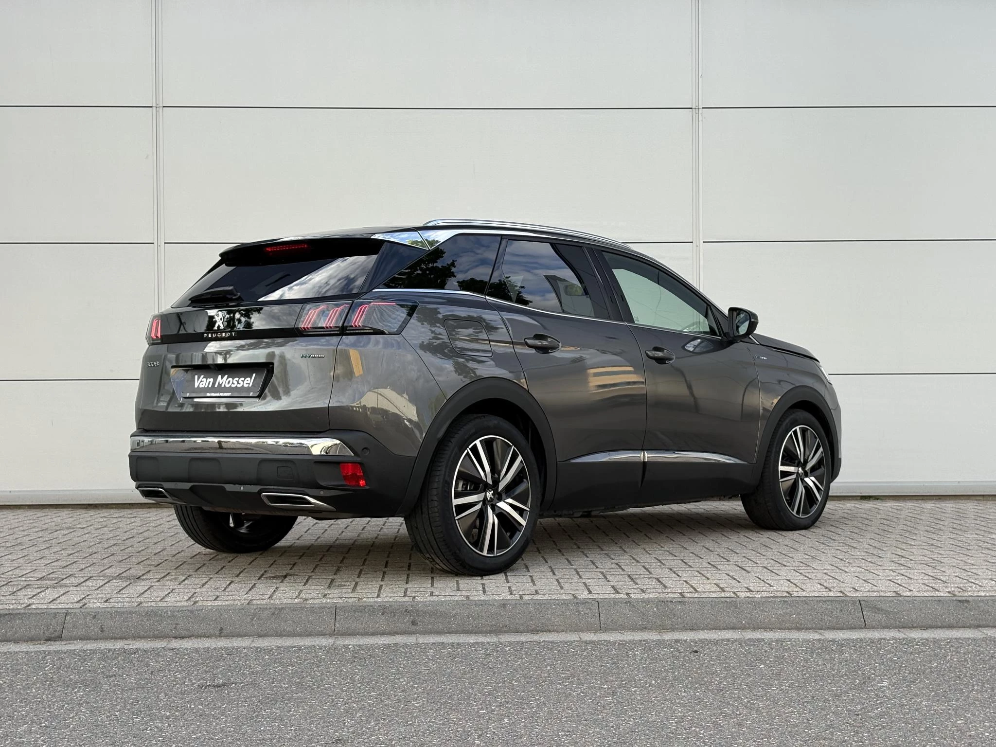 Peugeot 3008 1.6 HYbrid 225 GT