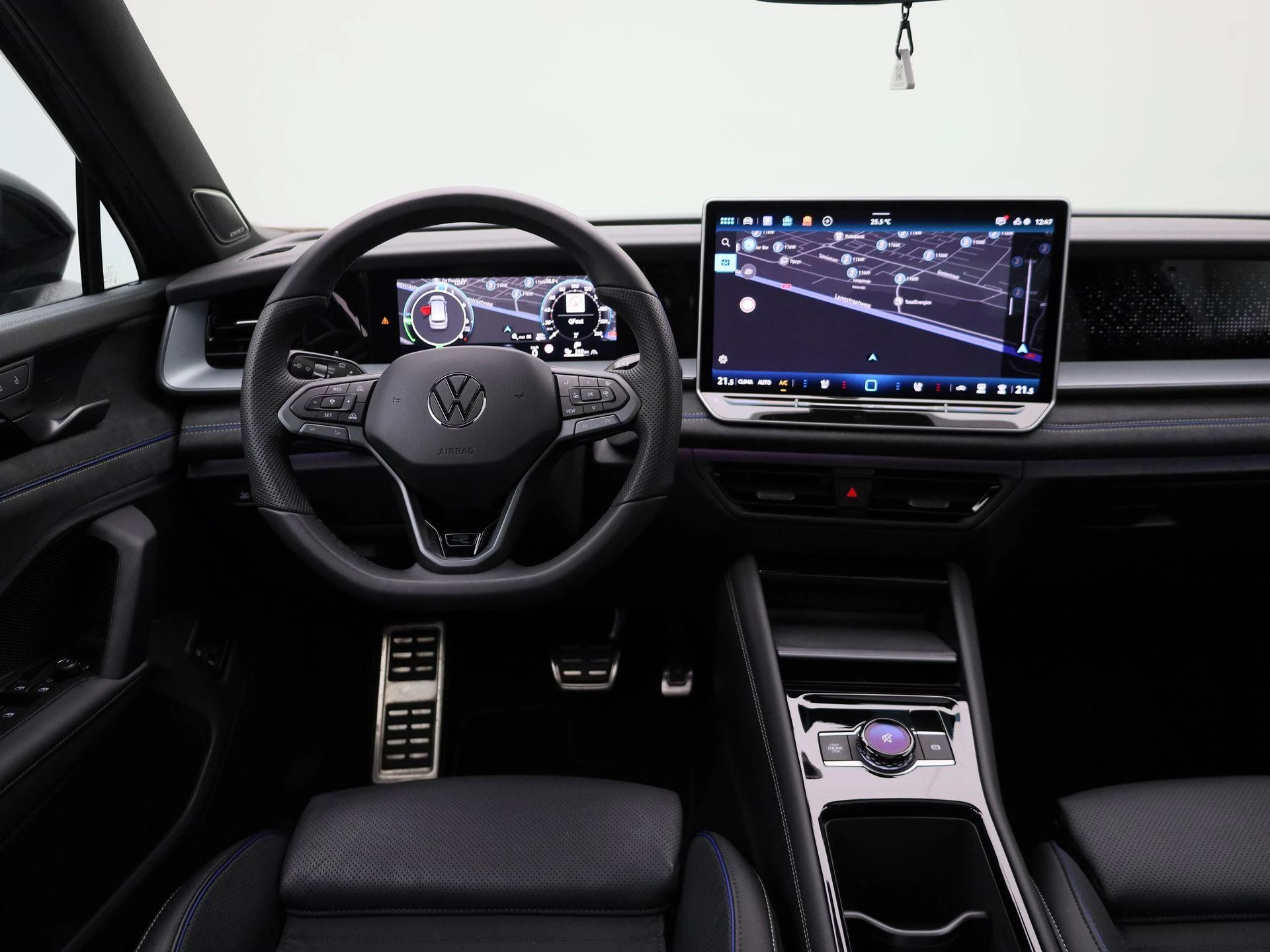 Volkswagen-Tayron-image-6