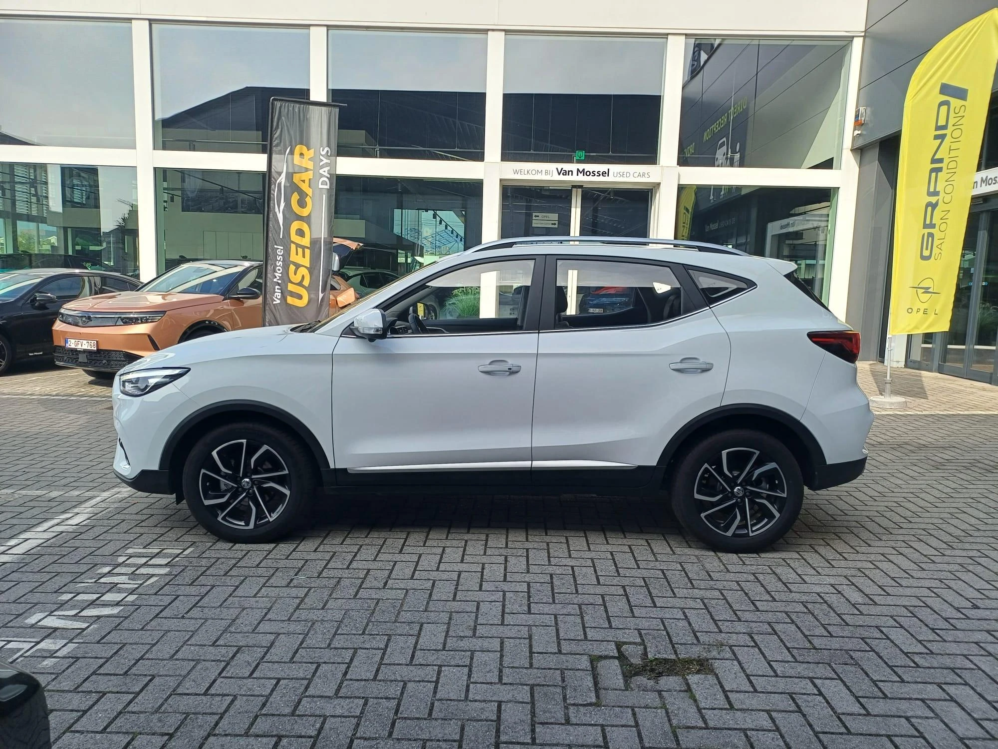 MG-ZS-image-2