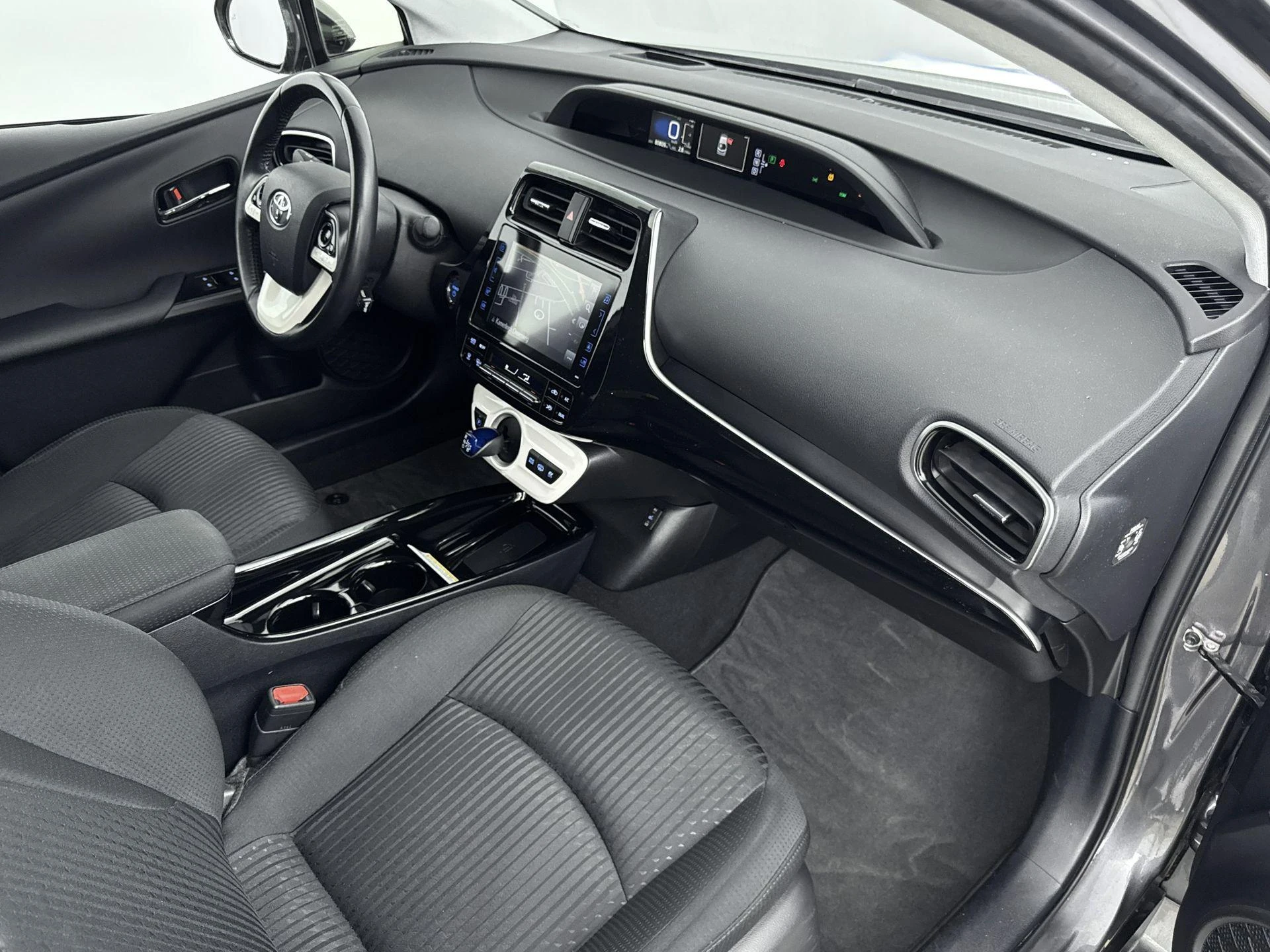 Toyota-Prius-image-16