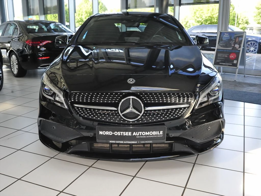 Mercedes-Benz-CLA 250-image-2