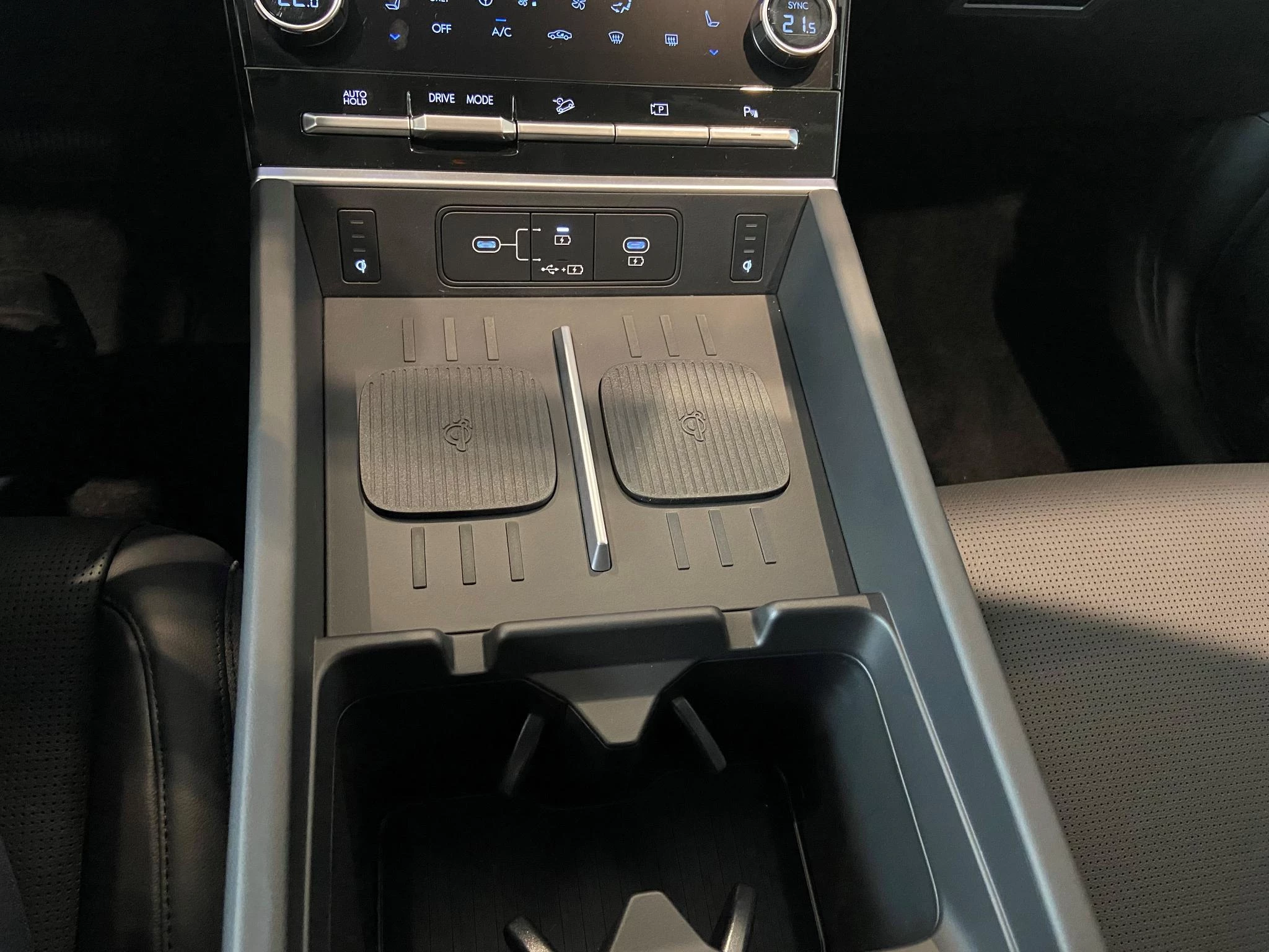 Hyundai Santa Fe Luxury Dual Sunroof