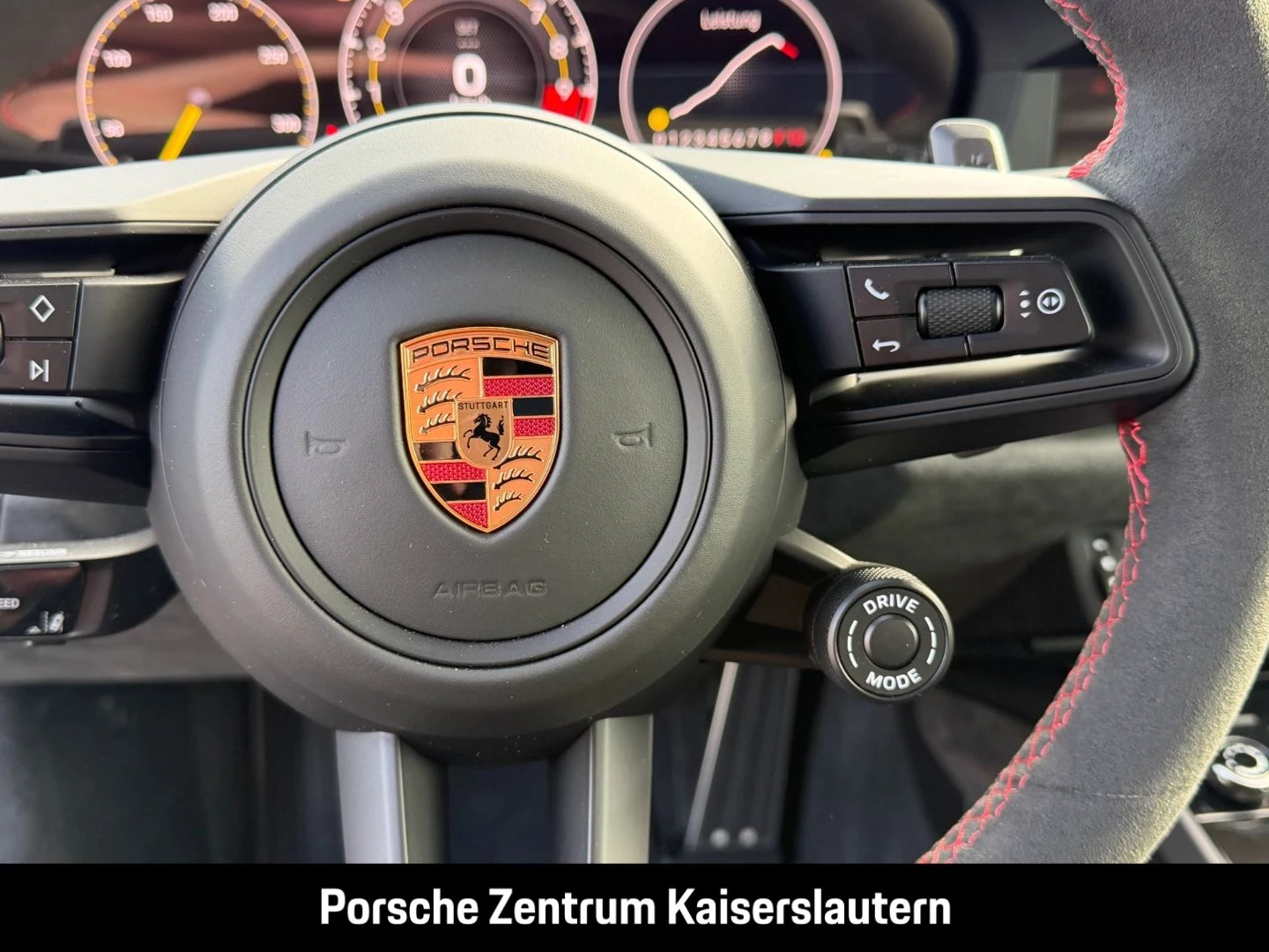 Porsche-911-image-48
