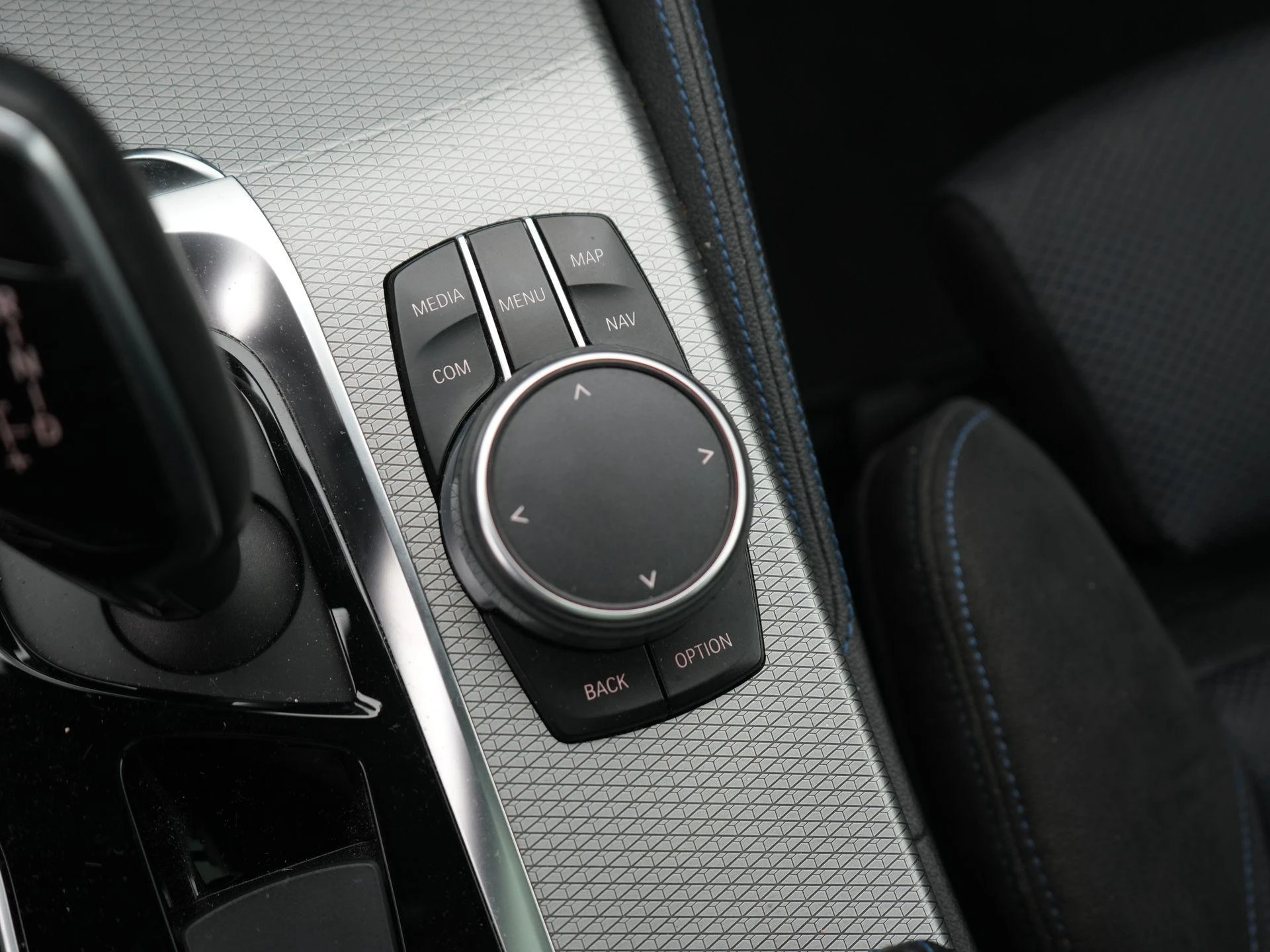 BMW-5 Serie-image-30