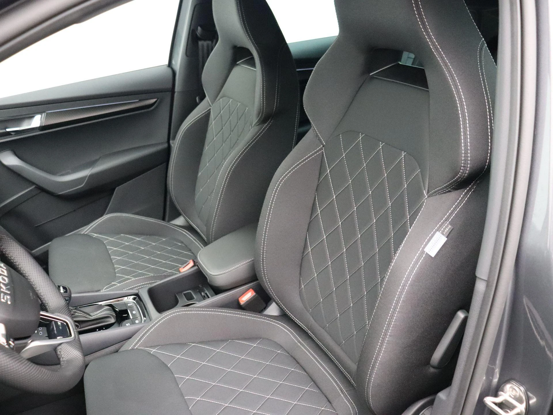 Škoda-Karoq-image-12