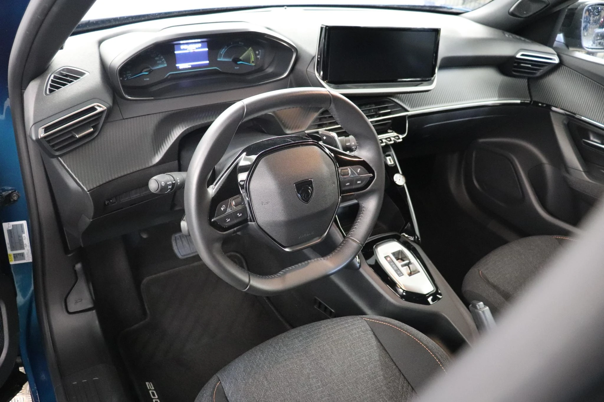 Peugeot-2008-image-13