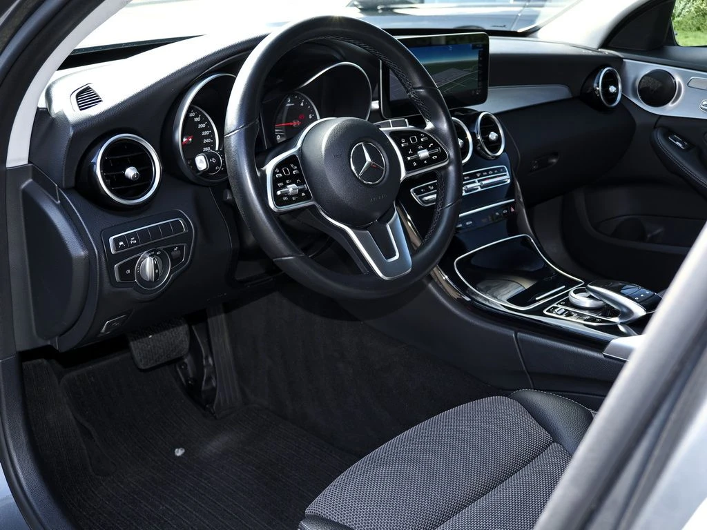 Mercedes-Benz-C-Klasse 220-image-6