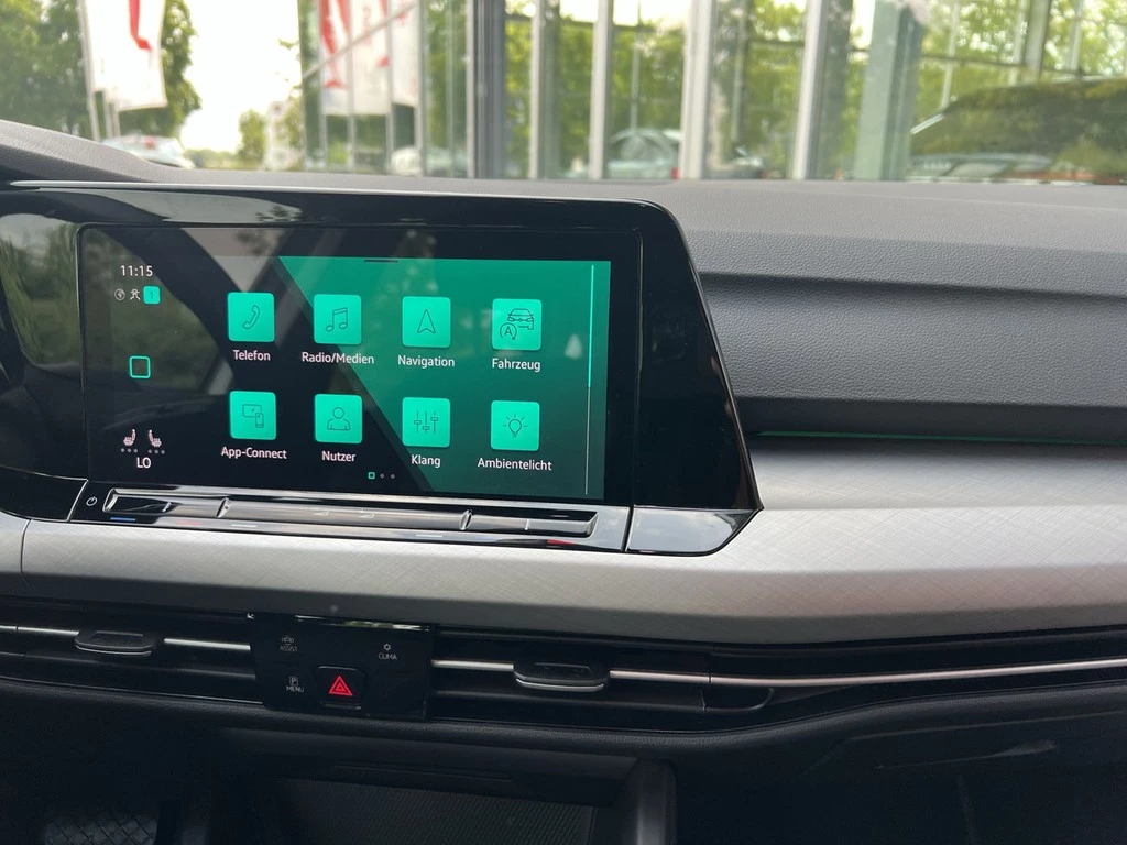 Volkswagen Golf VIII Variant 2.0 TDI DSG Life *Navi*LED*APP