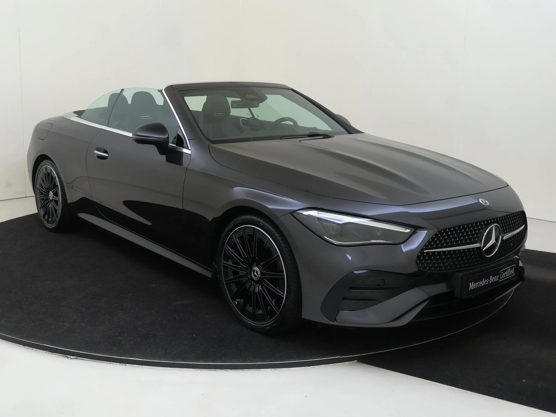 Mercedes-Benz CLE Cabriolet 180 AMG Line