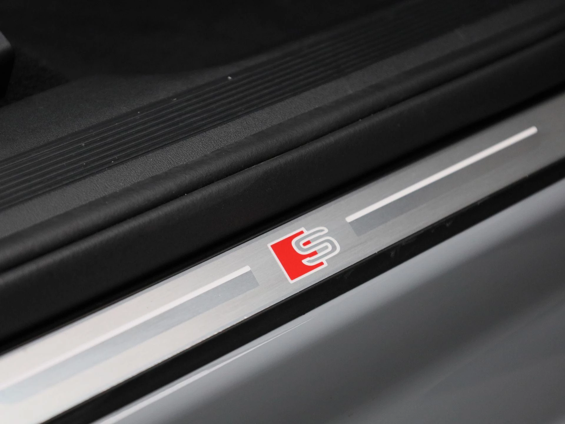 Audi-Q4 Sportback e-tron-image-40