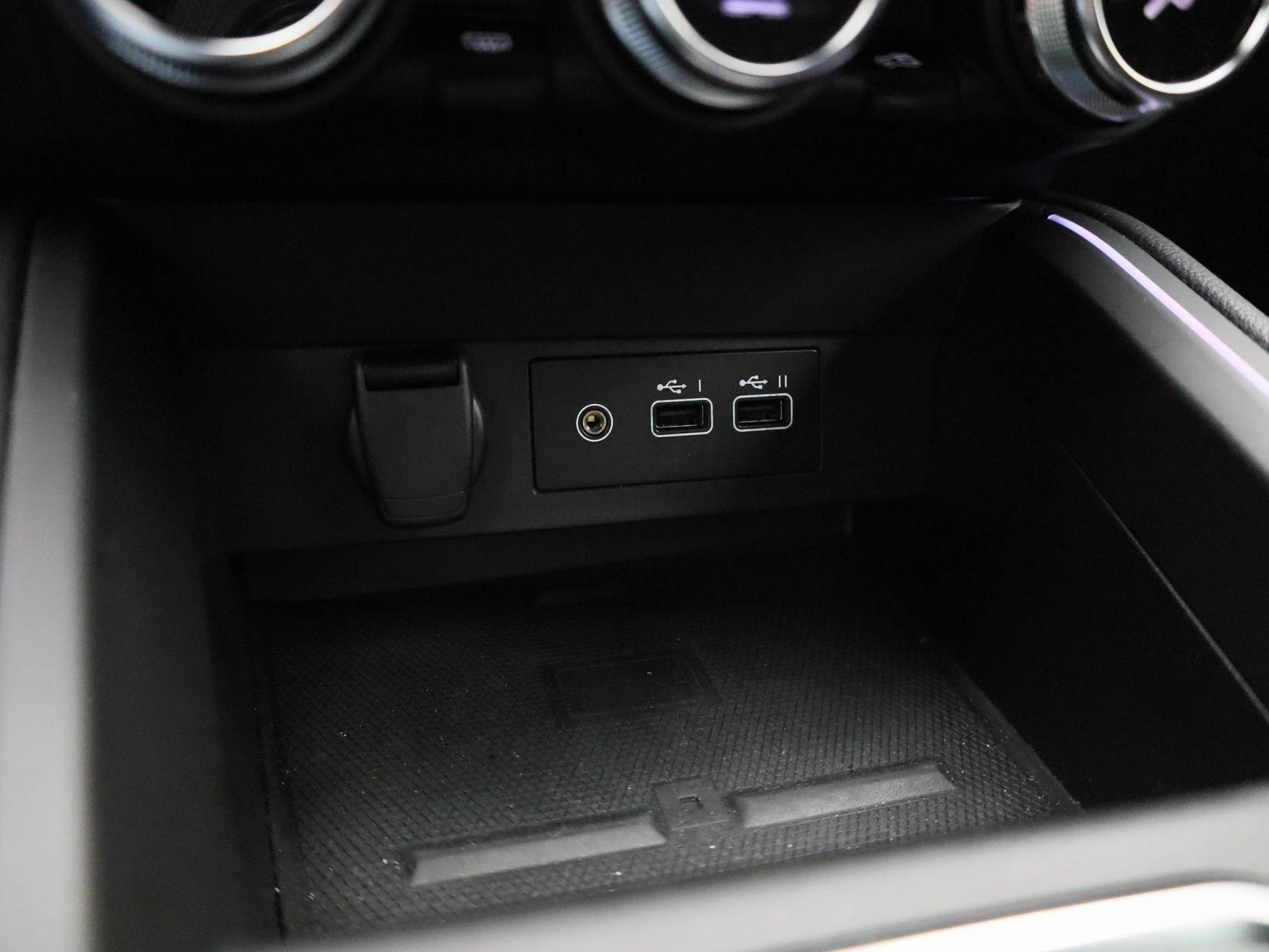 Renault-Clio-image-22