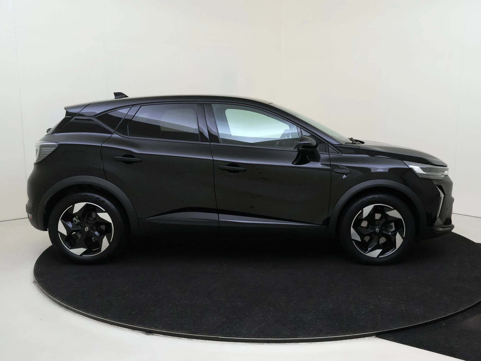 Renault-Captur-image-8
