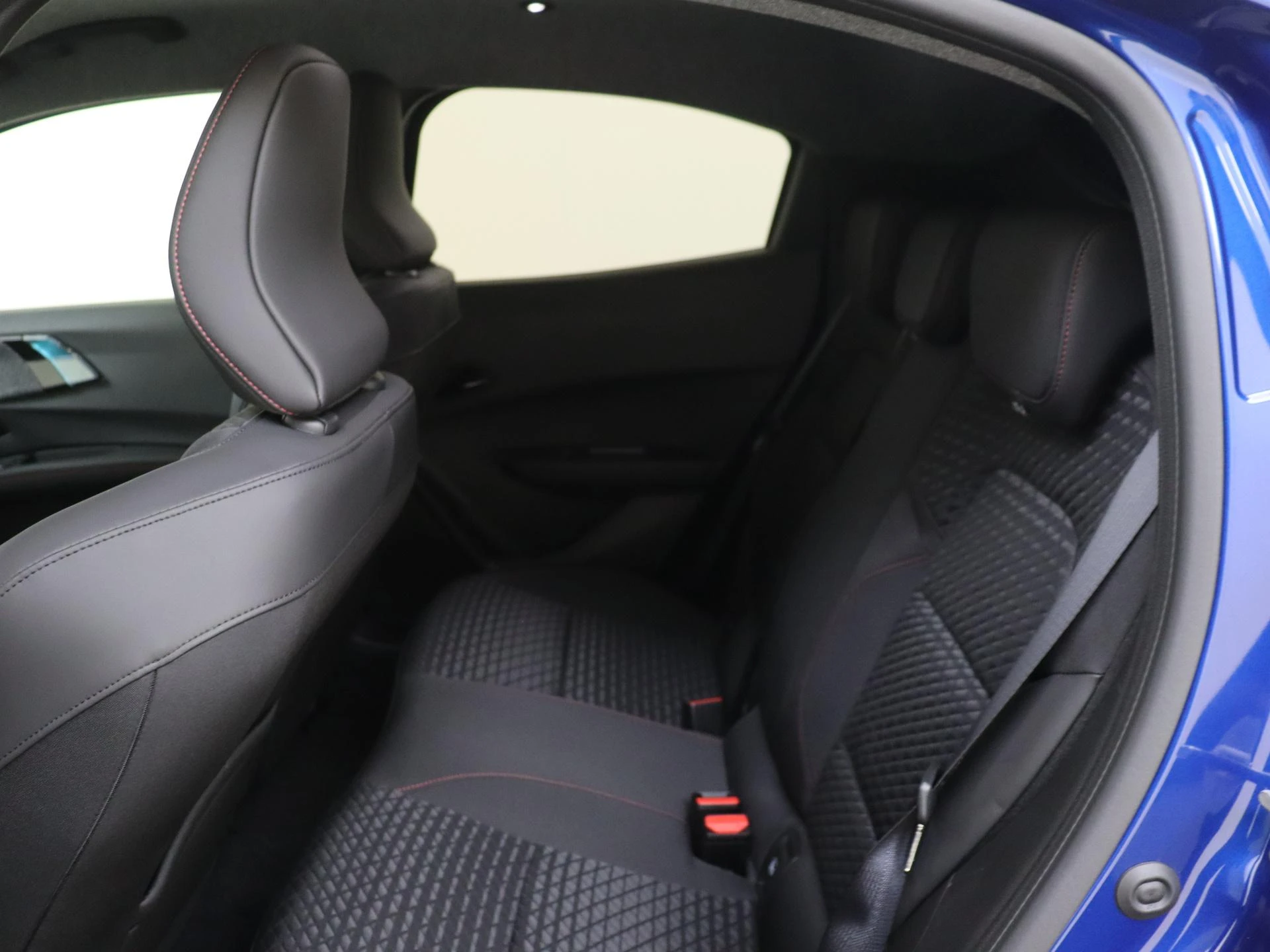 Renault-Clio-image-15