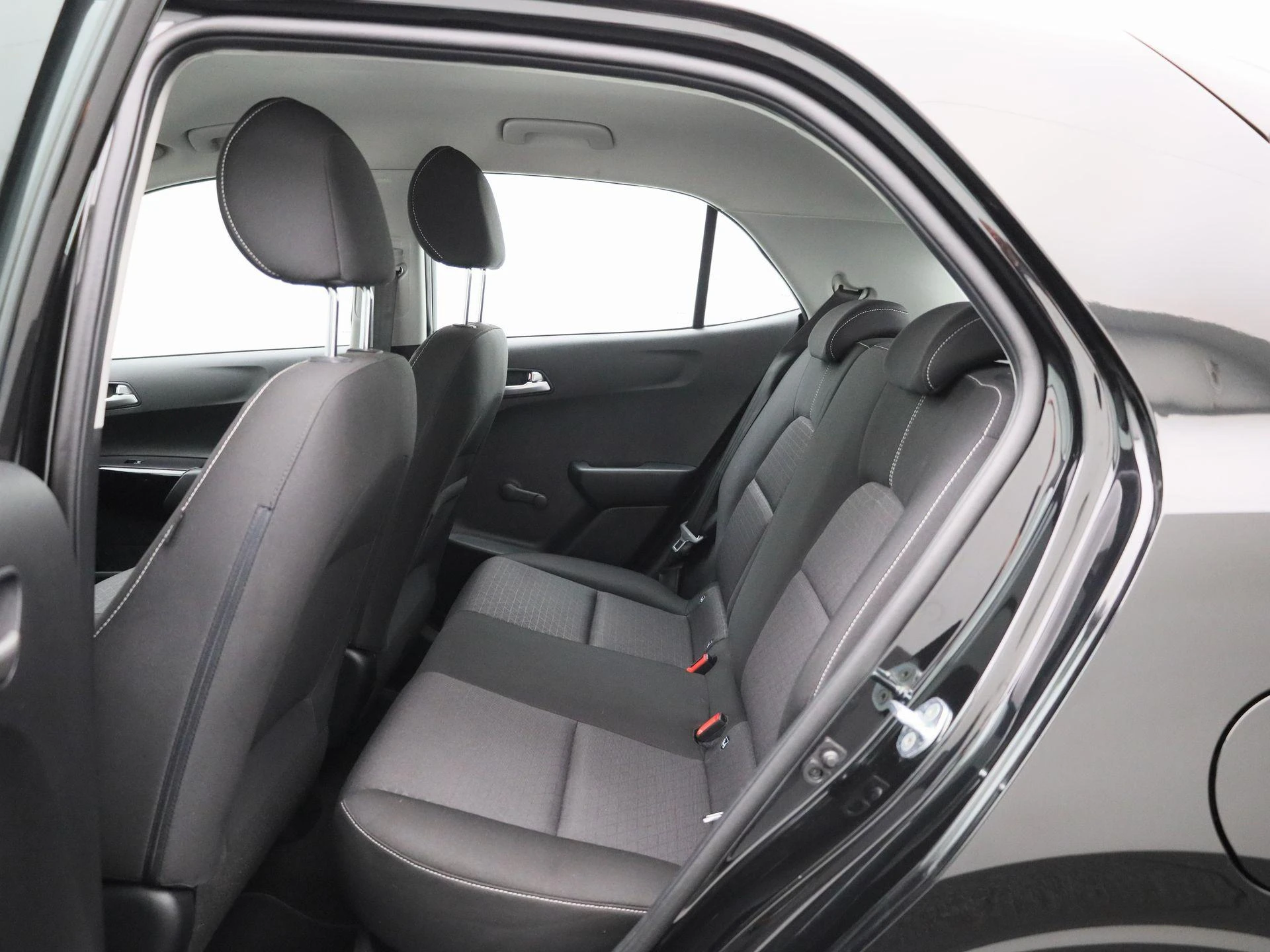 Kia-Picanto-image-9