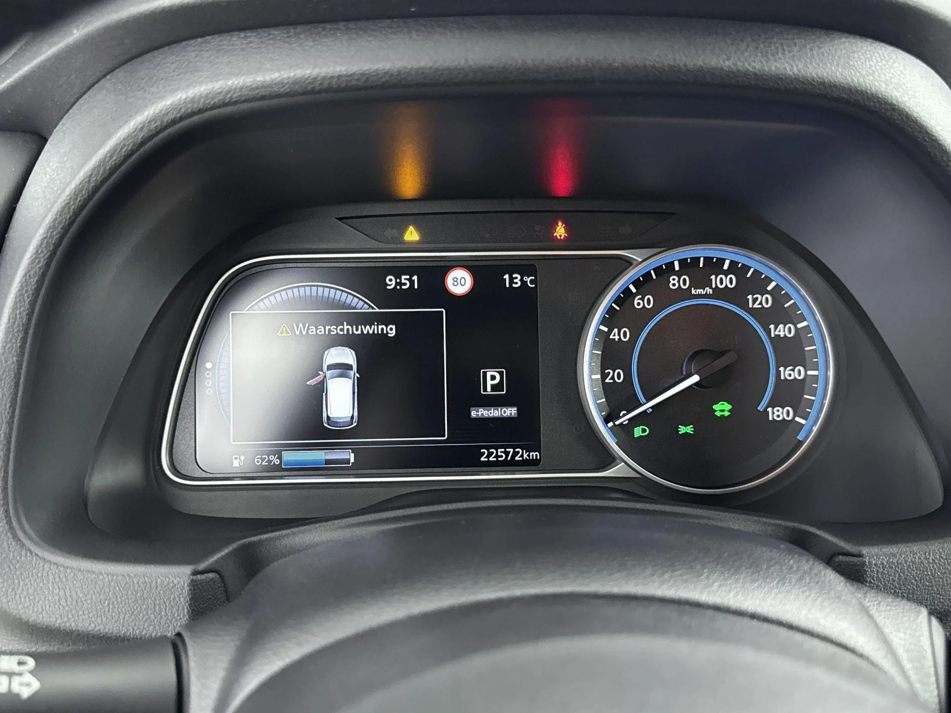 Nissan-Leaf-image-8