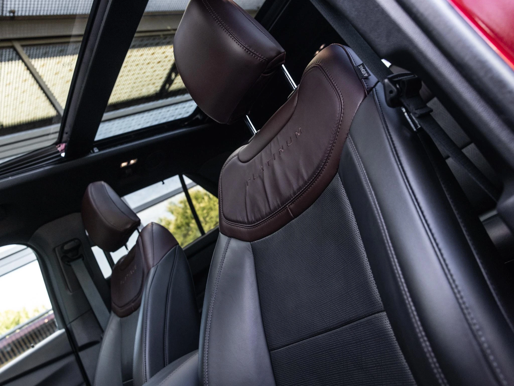 Ford-Explorer-image-15