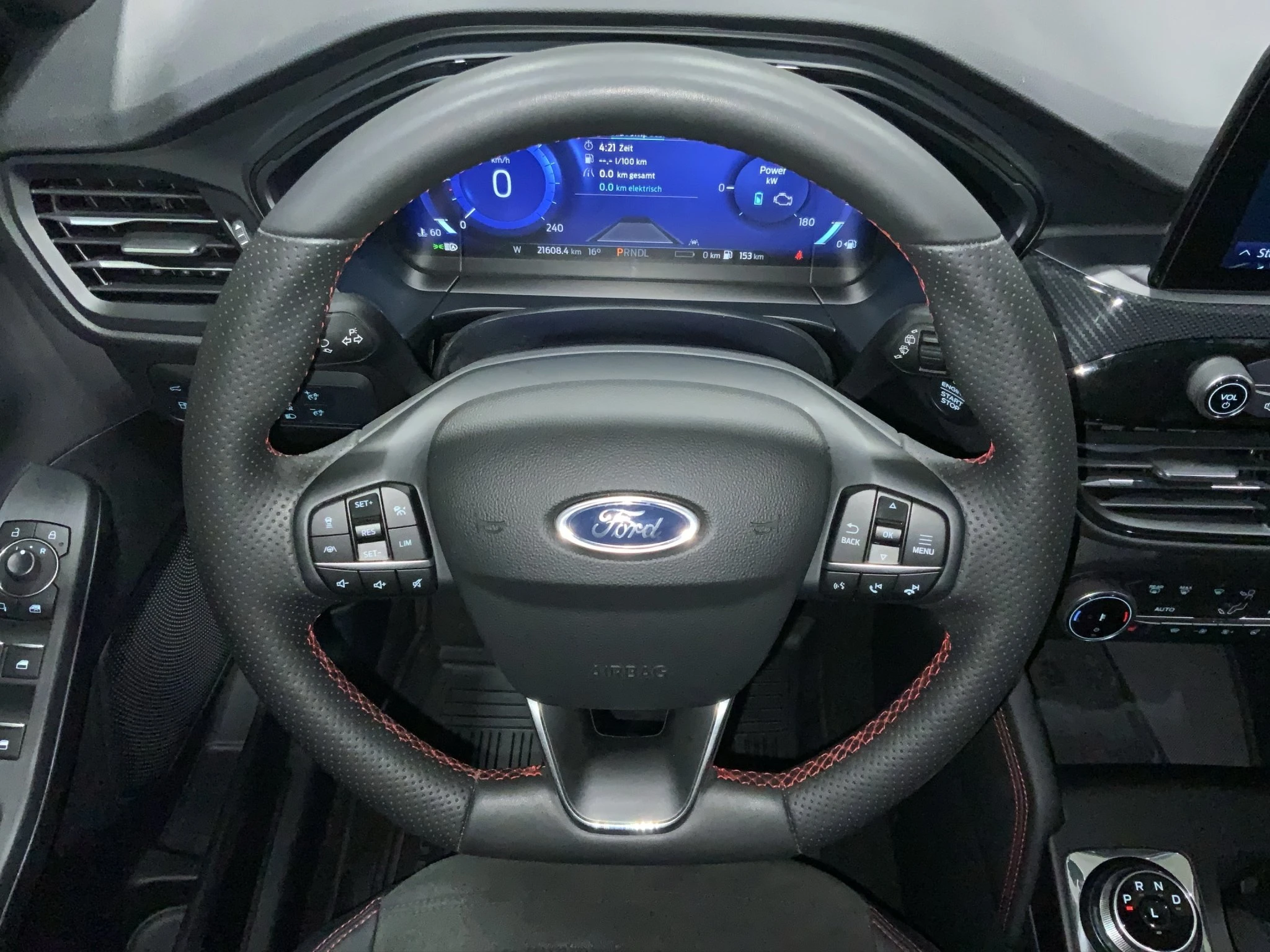 Ford Kuga 2.5 Duratec PHEV ST-Line X Black Package | HUD | Pano | ACC
