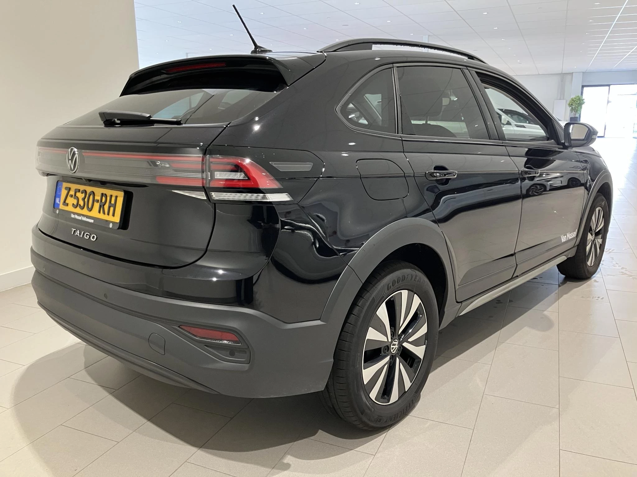 Volkswagen-Taigo-image-5