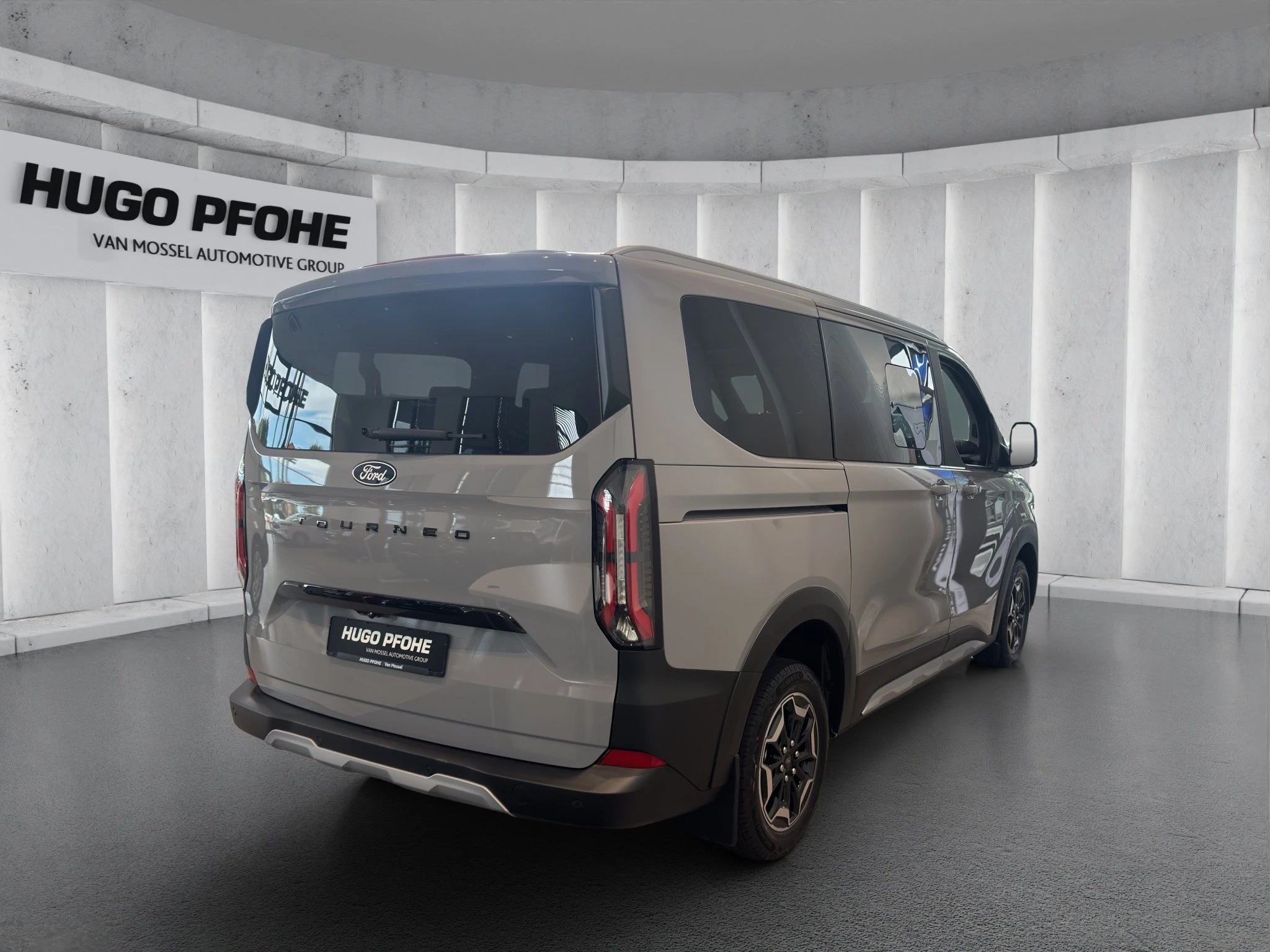 Ford-Tourneo Custom-image-4