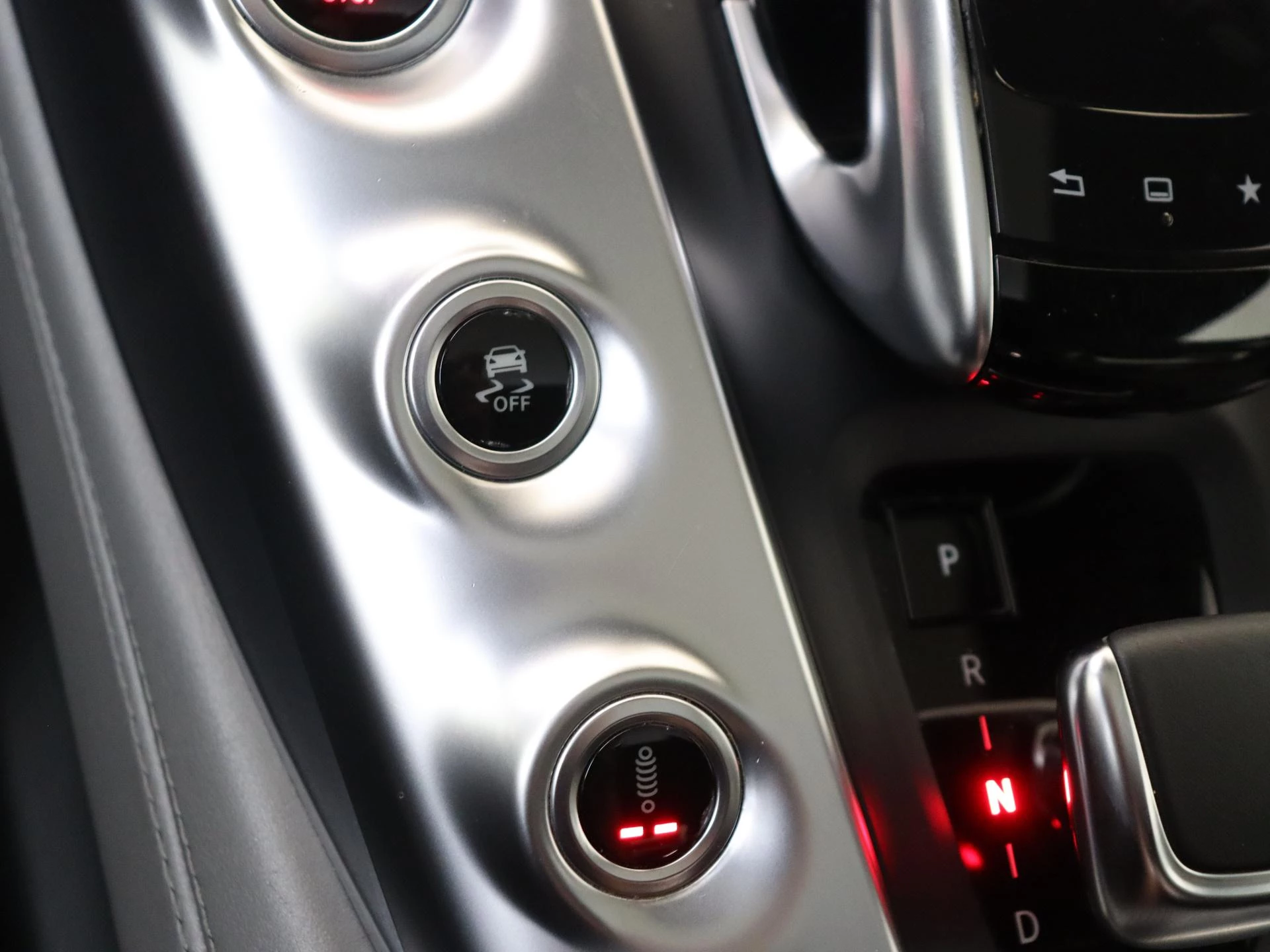 Mercedes-AMG-GT-image-27