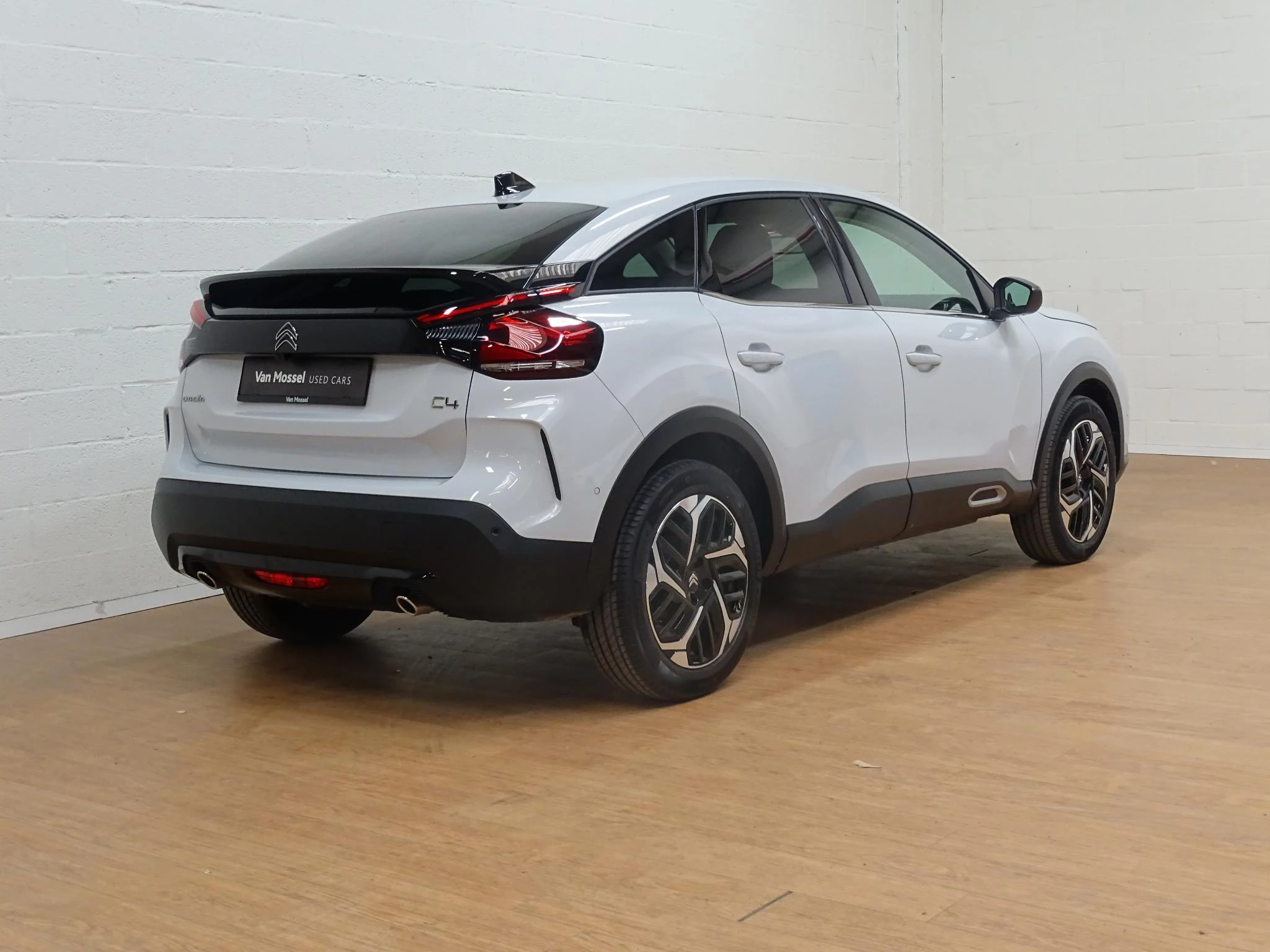 Citroën C4 Hybrid 145 ch Automatic MAX
