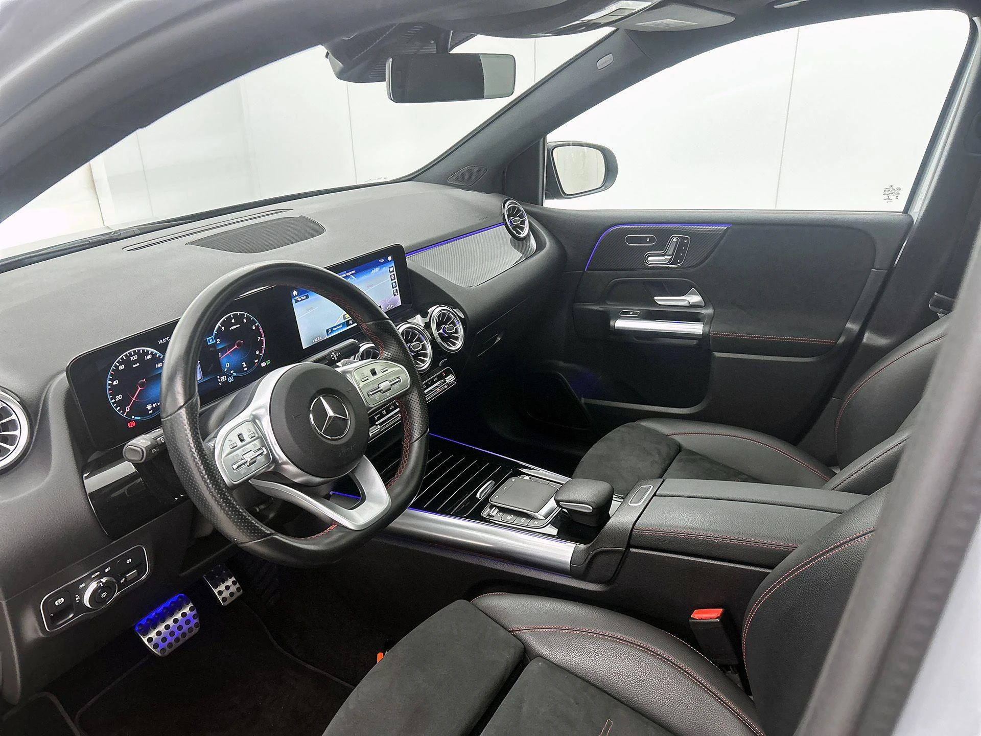 Mercedes-Benz-B-Klasse-image-22