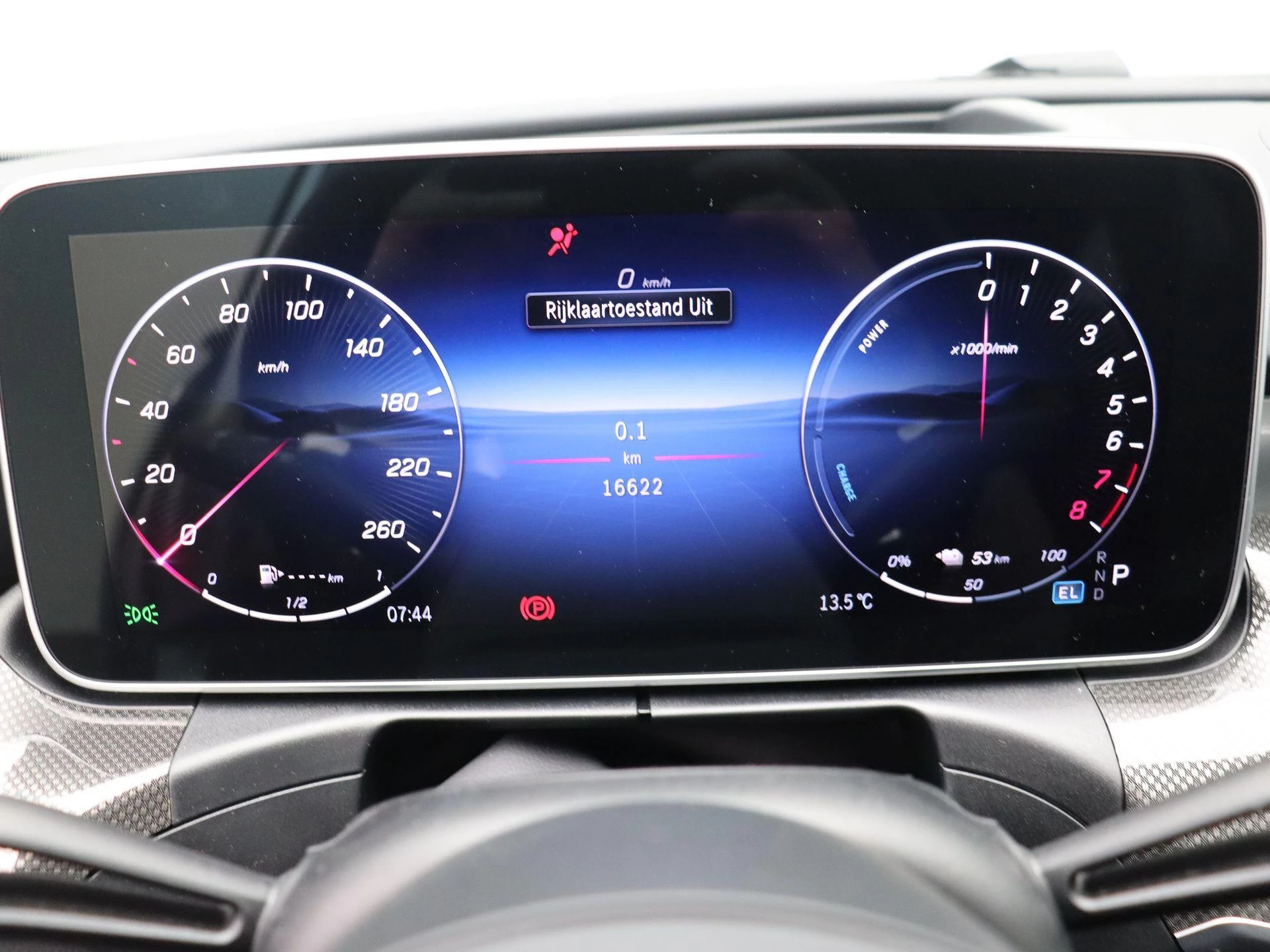 Mercedes-Benz C-Klasse 300 e AMG Line Estate + PANORAMISCH DAK + DIGITAL LIGHT + BURMESTER +