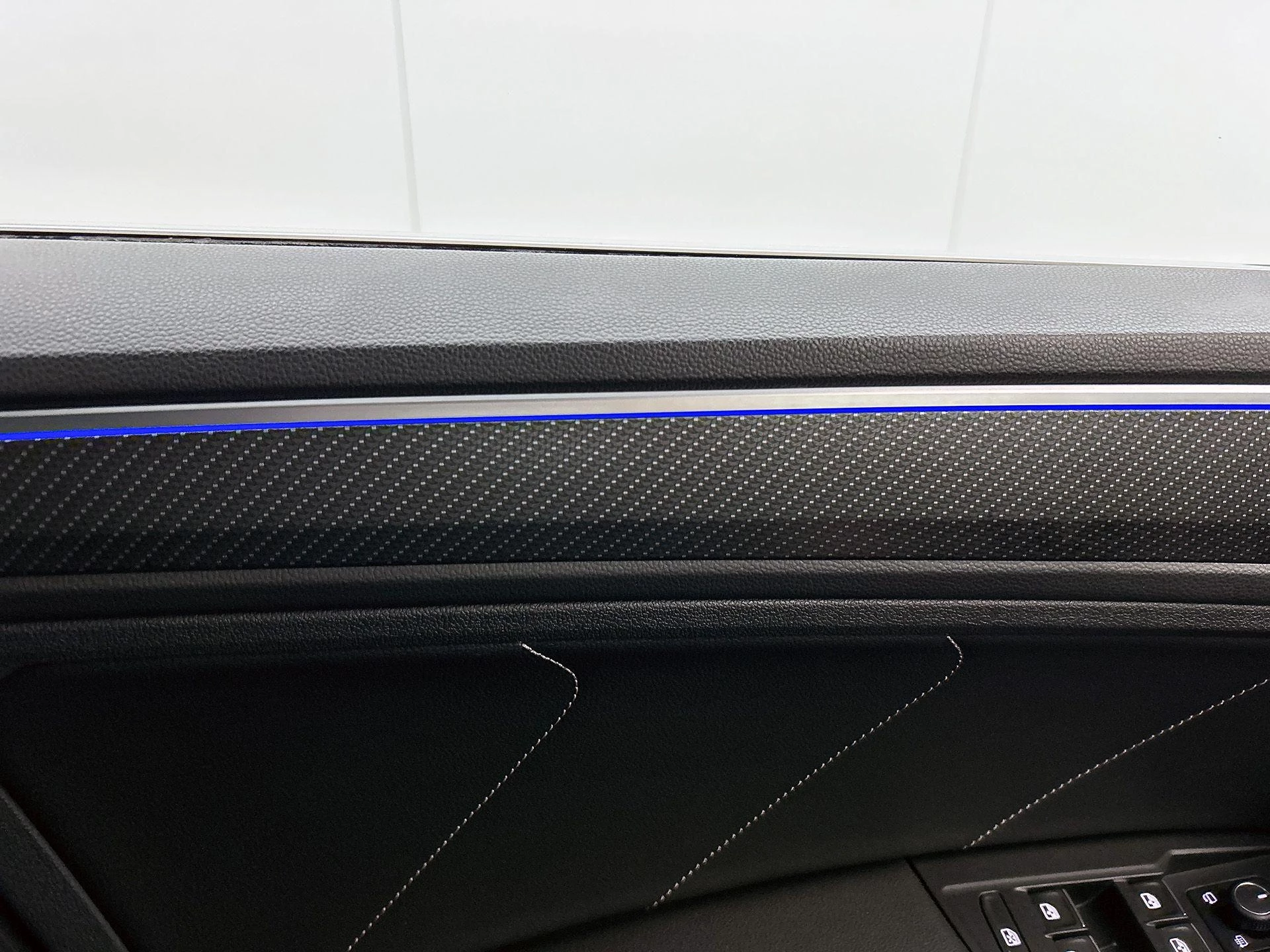 Volkswagen-Tiguan-image-29