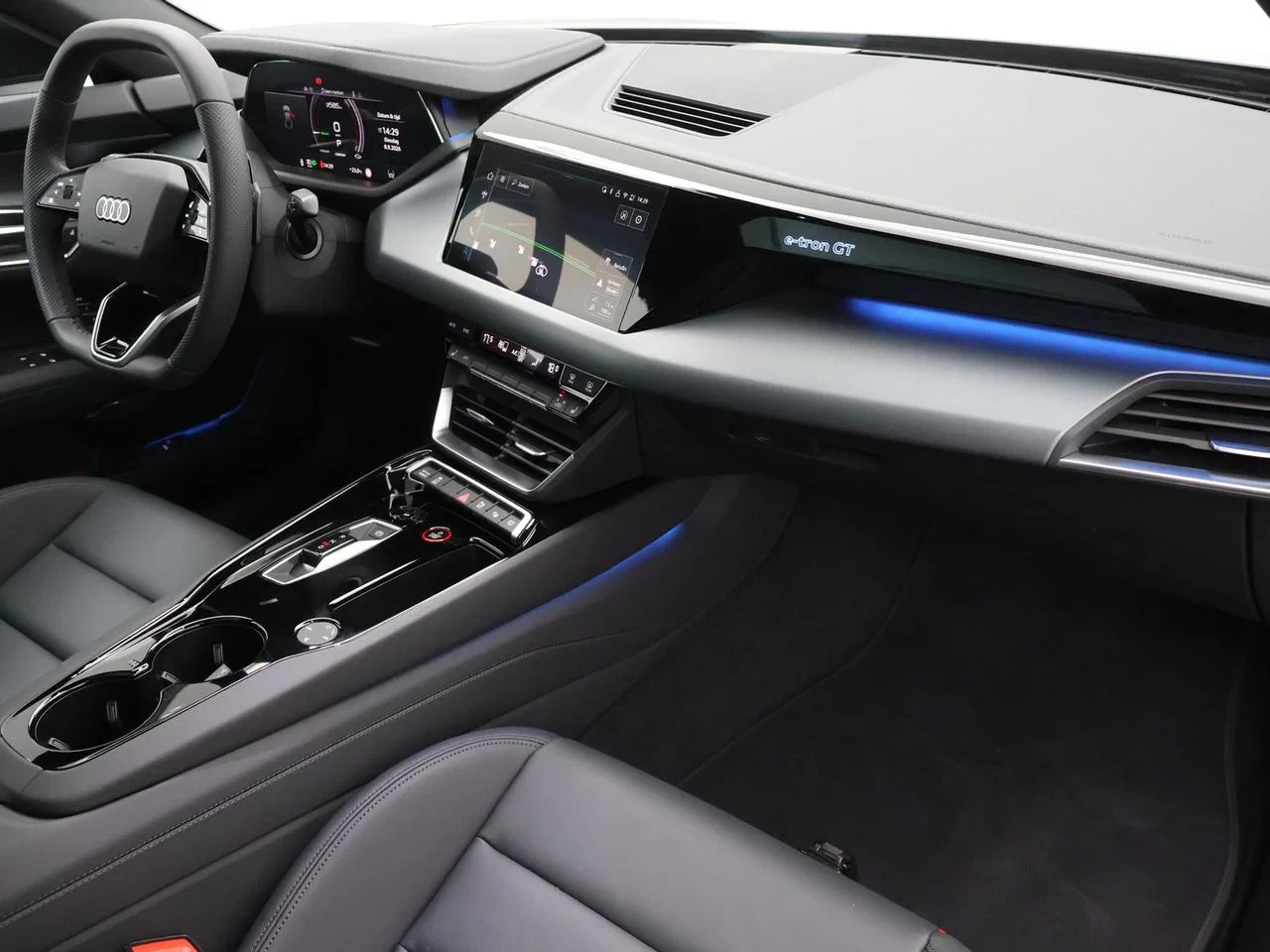 Audi-e-tron GT-image-2