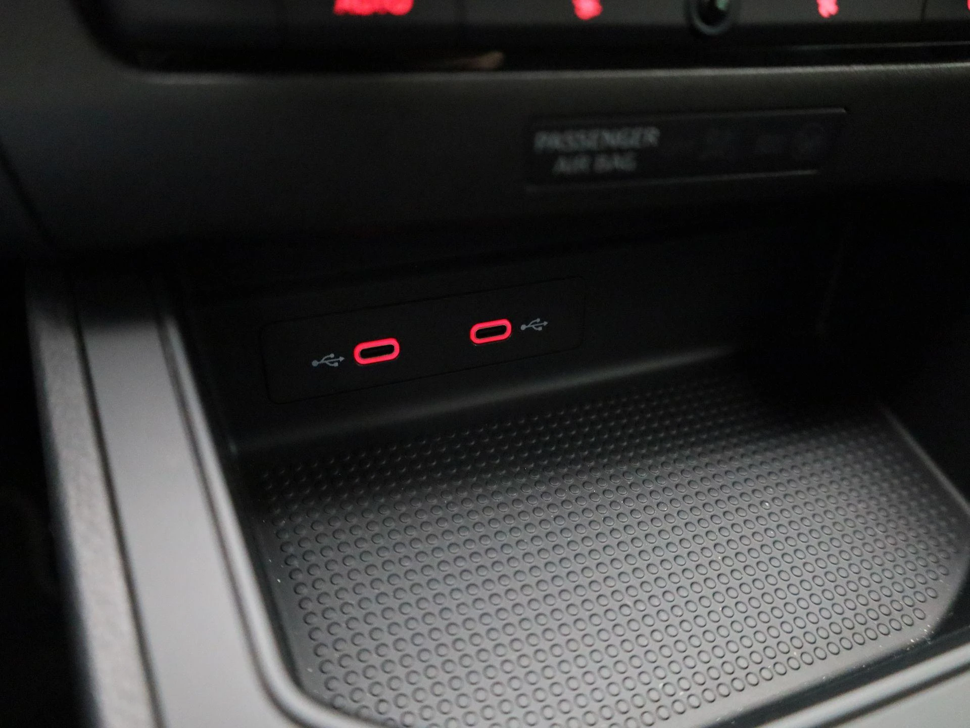 SEAT-Ibiza-image-21