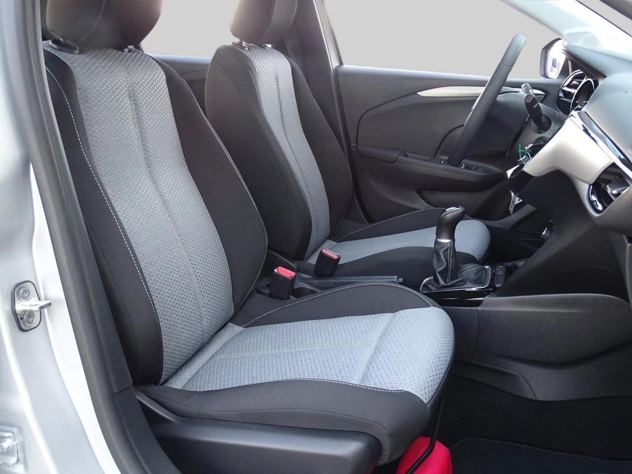 Opel-Corsa-image-13