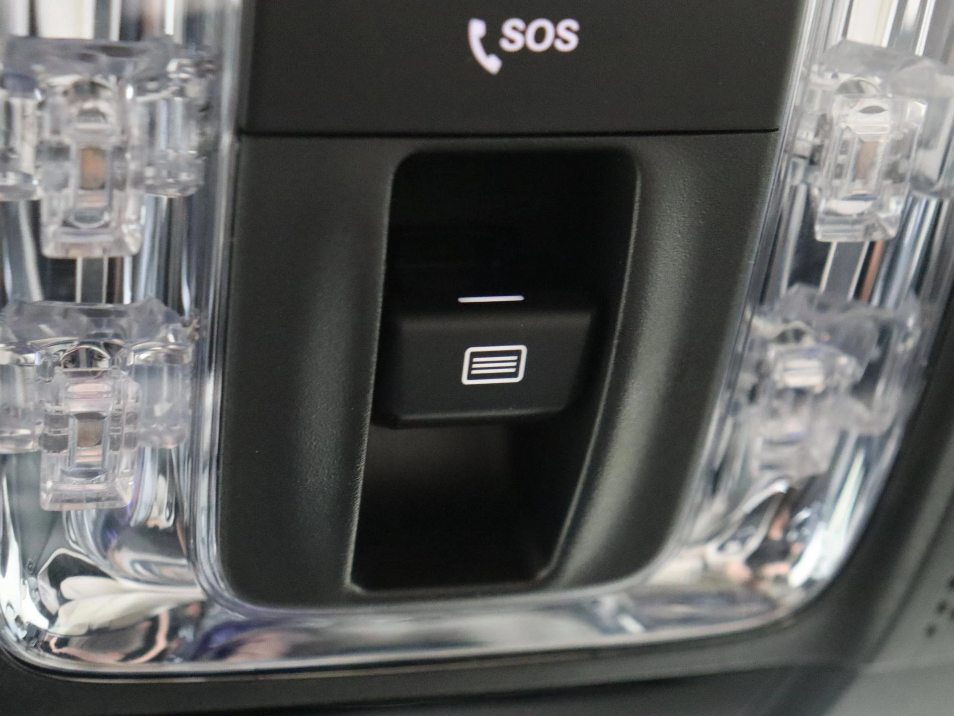 Mercedes-Benz-GLE-image-24