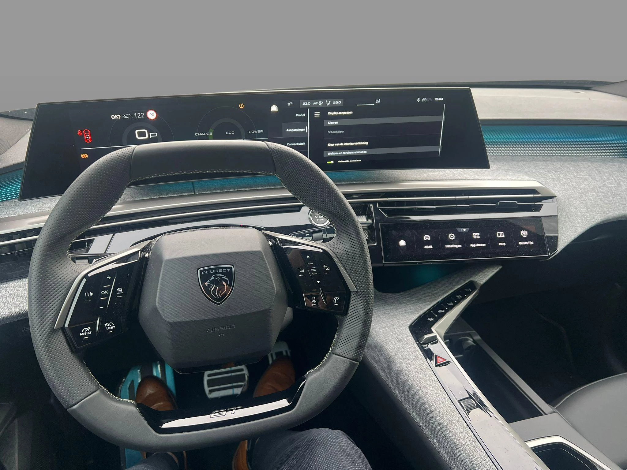 Peugeot 3008 1.2 HYBRID 145 e-DSC6 GT