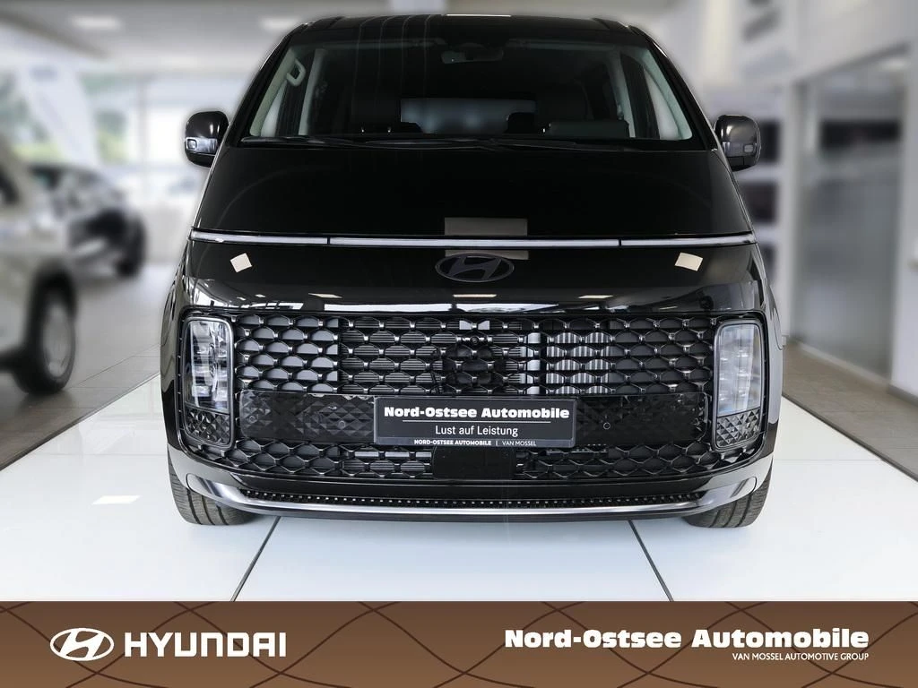 Hyundai Staria HEV 7-Sitzer Signature 360 4xSHZ ACC AUT