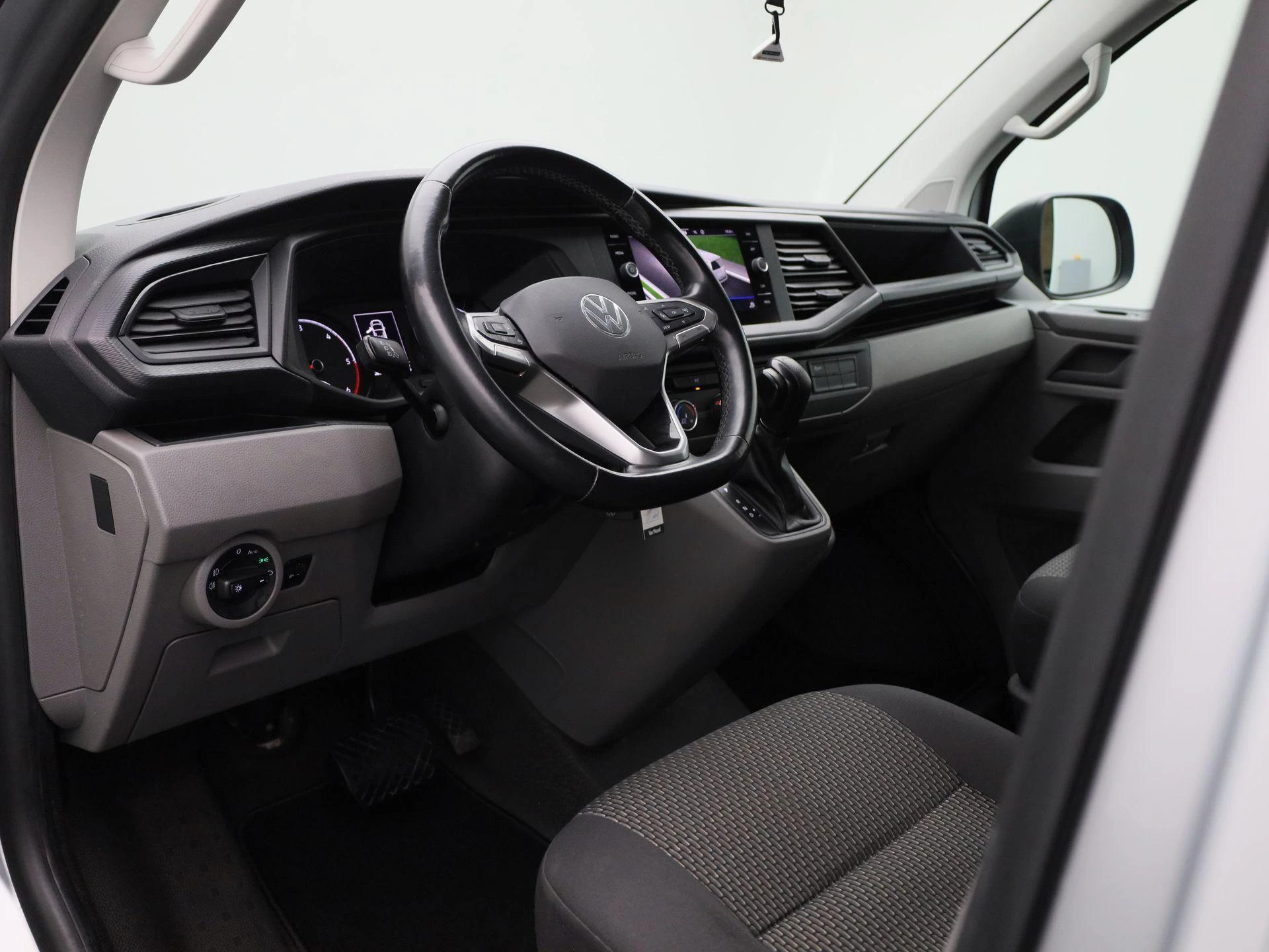 Volkswagen Transporter 2.0 TDI L1H1 150PK