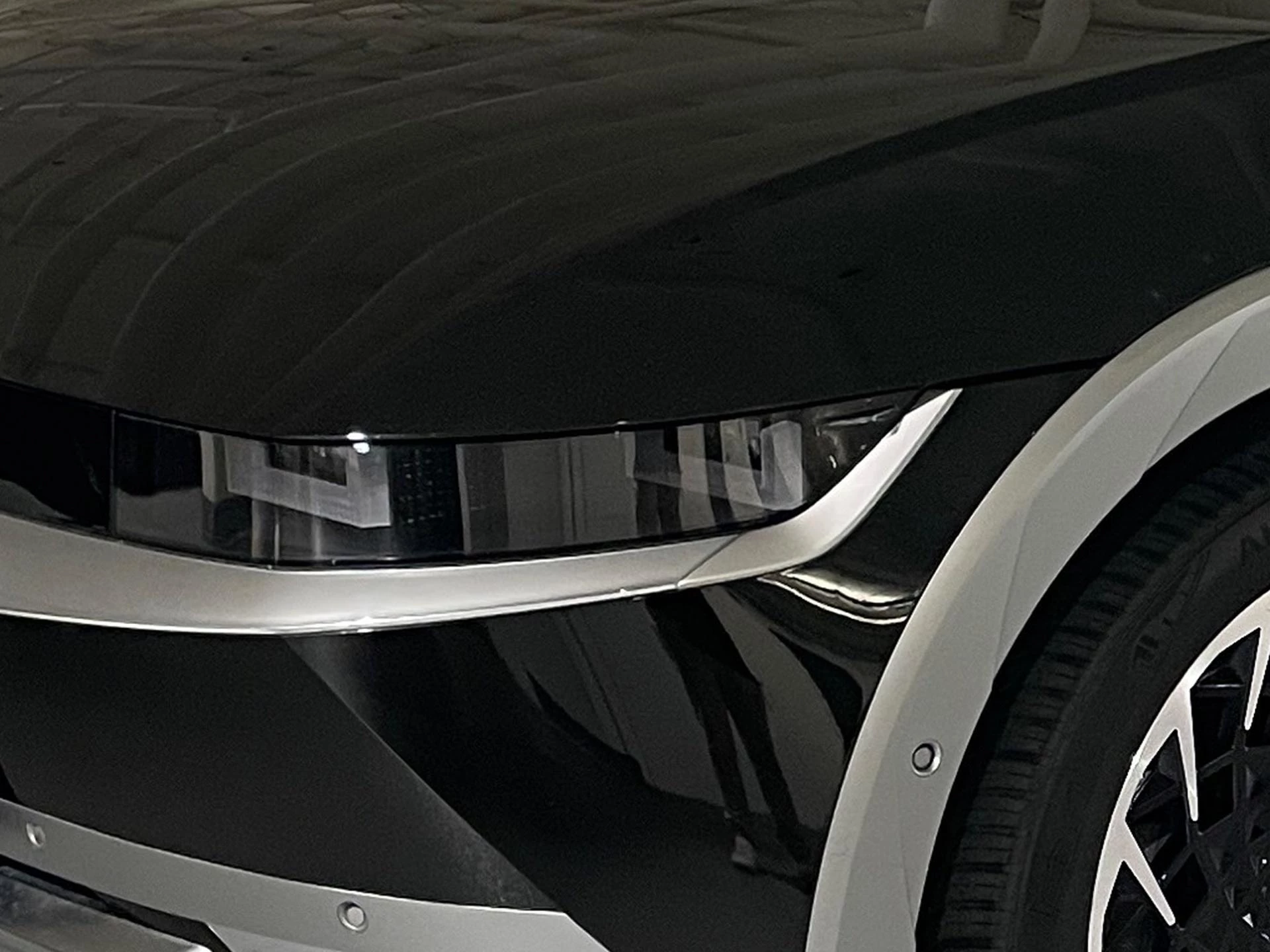 Hyundai IONIQ 73kWh Balance Vision